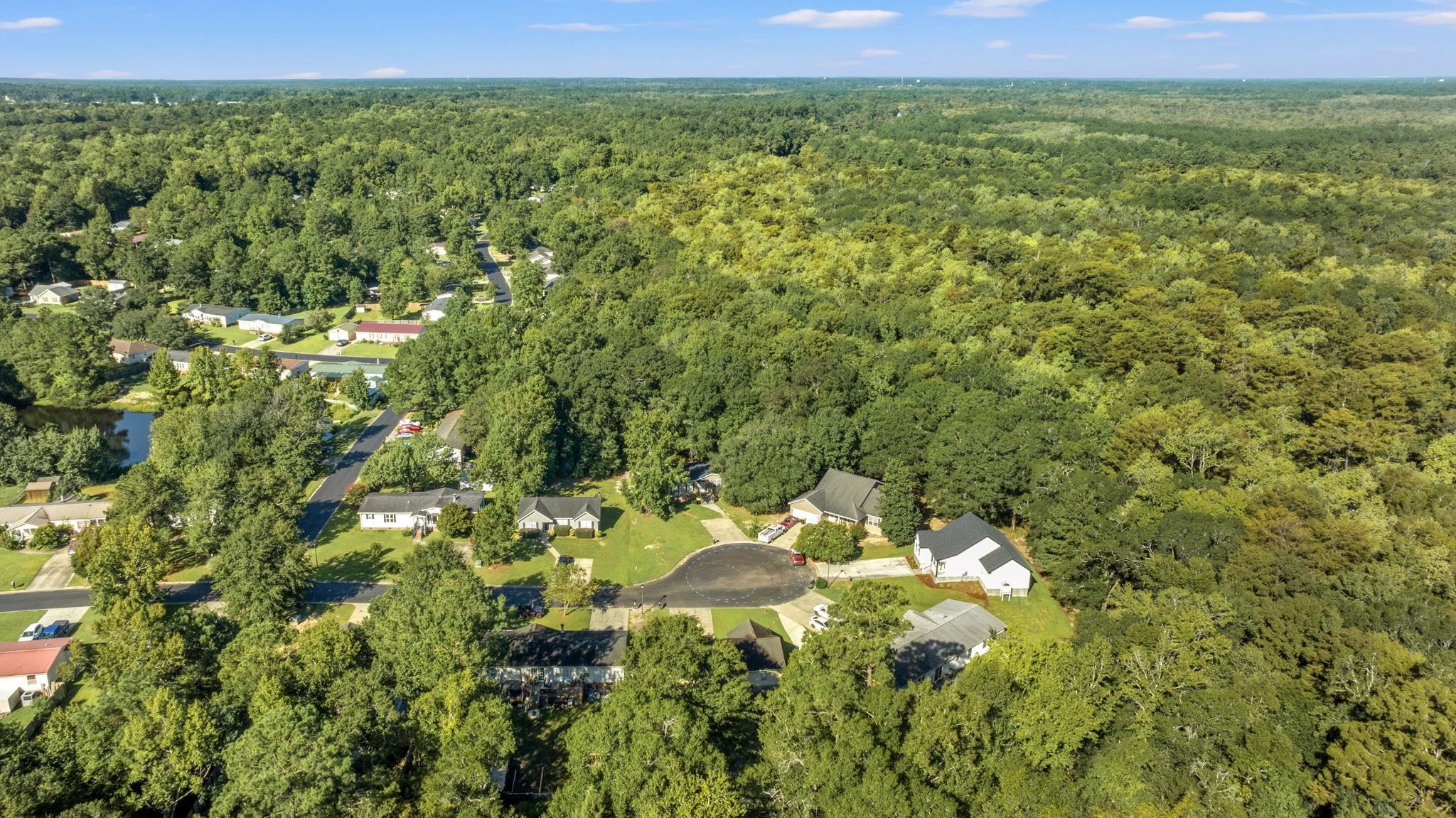 1725 Bridgewater Dr. Property Photo 31