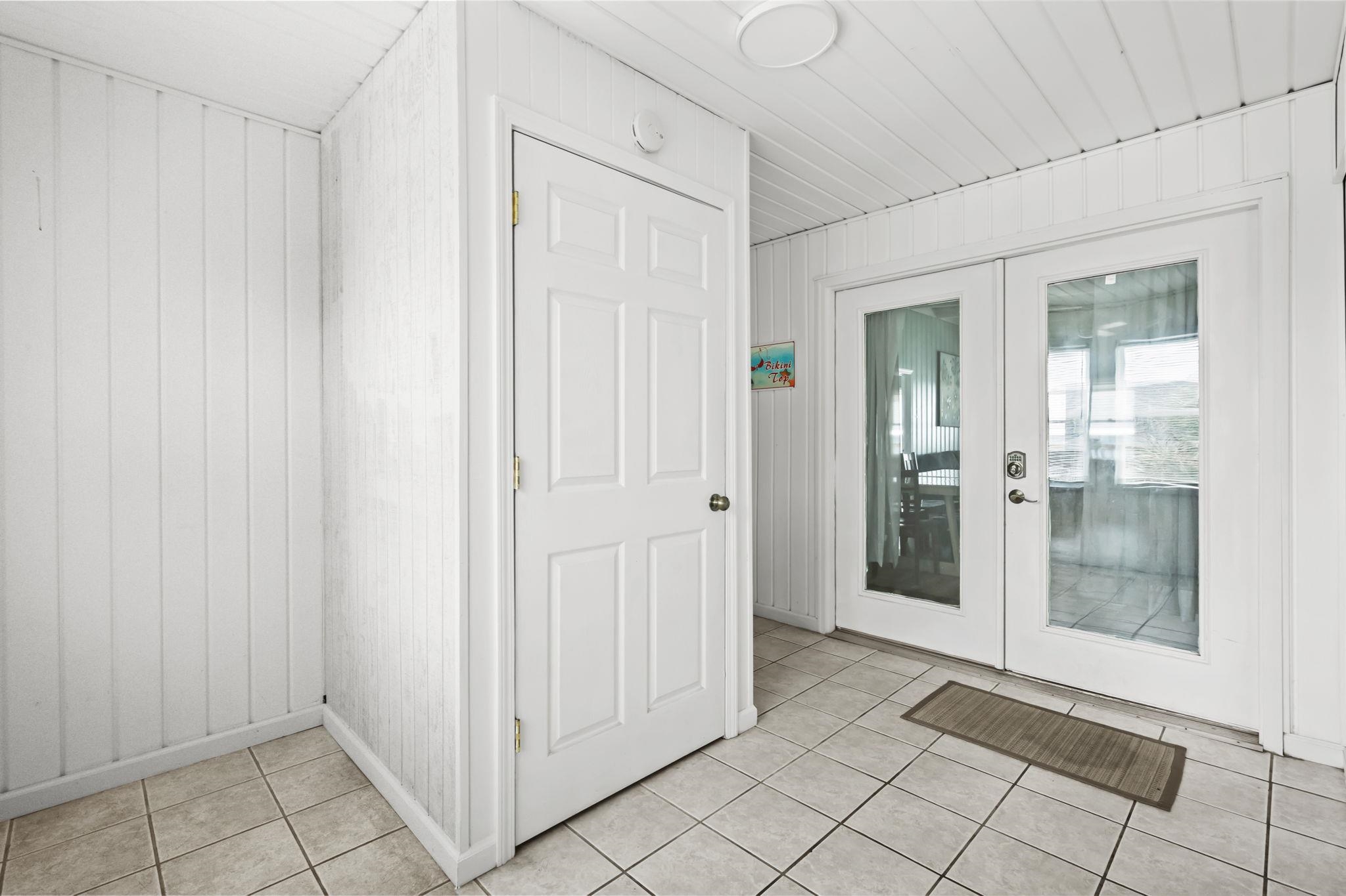 212 56th Ave. N Property Photo 36
