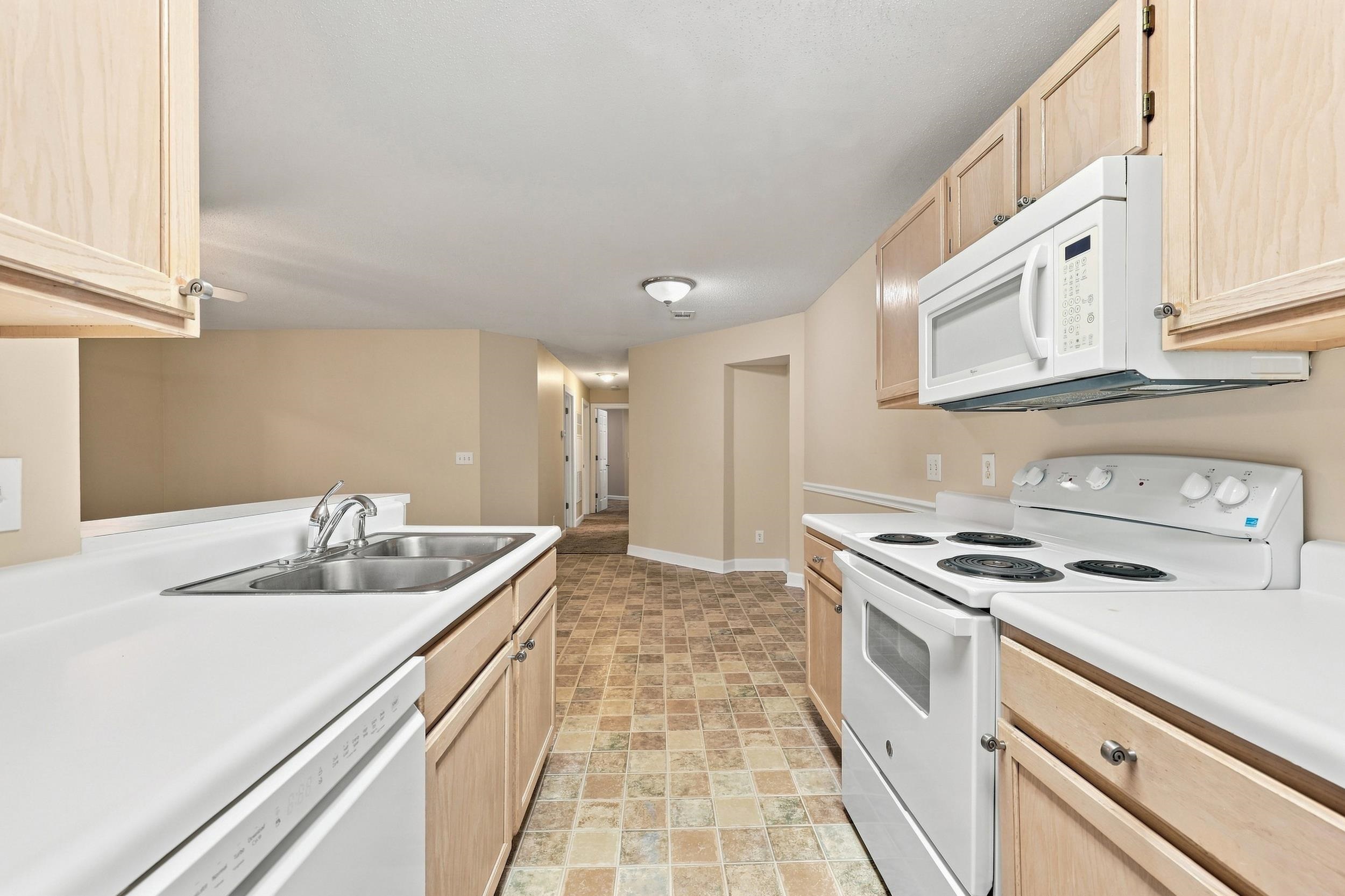4375 Crepe Myrtle Ct. Property Photo 9