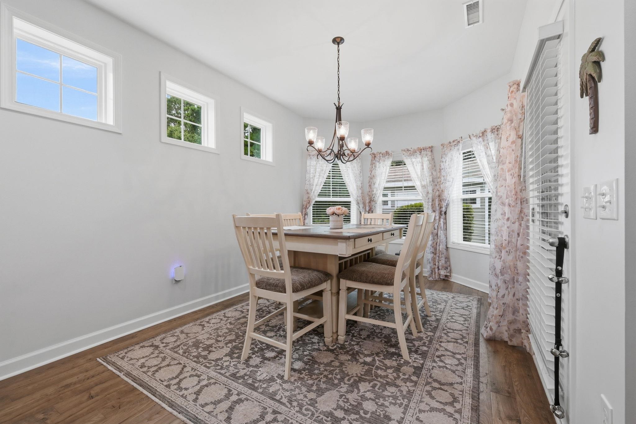 109 Astoria Park Loop Property Photo 15