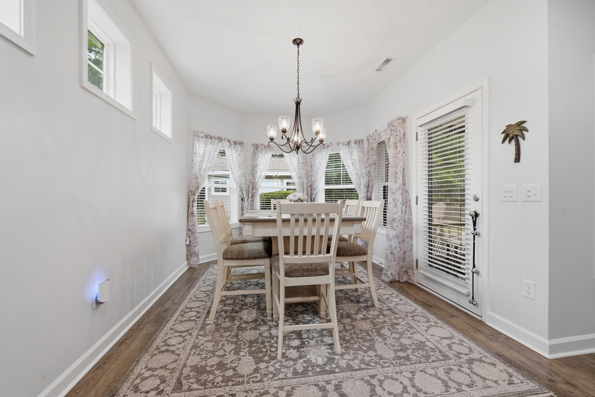 109 Astoria Park Loop Property Photo 16