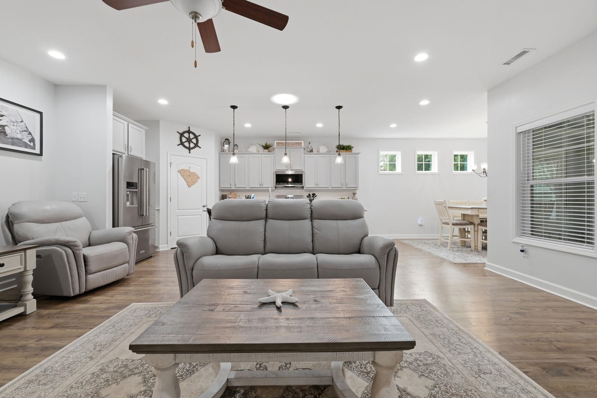 109 Astoria Park Loop Property Photo 24