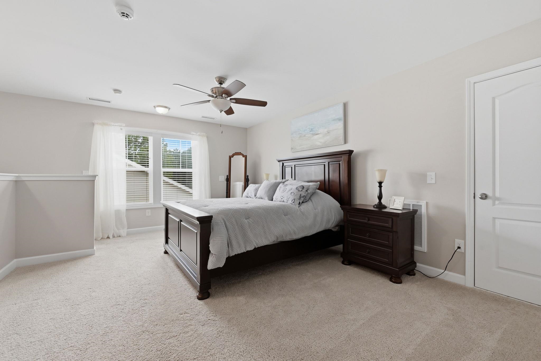 109 Astoria Park Loop Property Photo 32