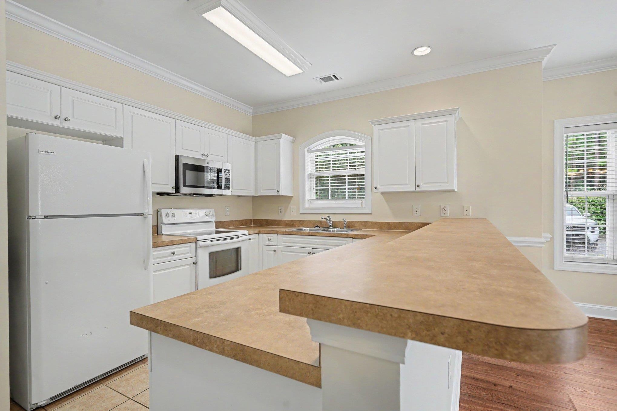 4803 Bovardia Pl. Property Photo 11