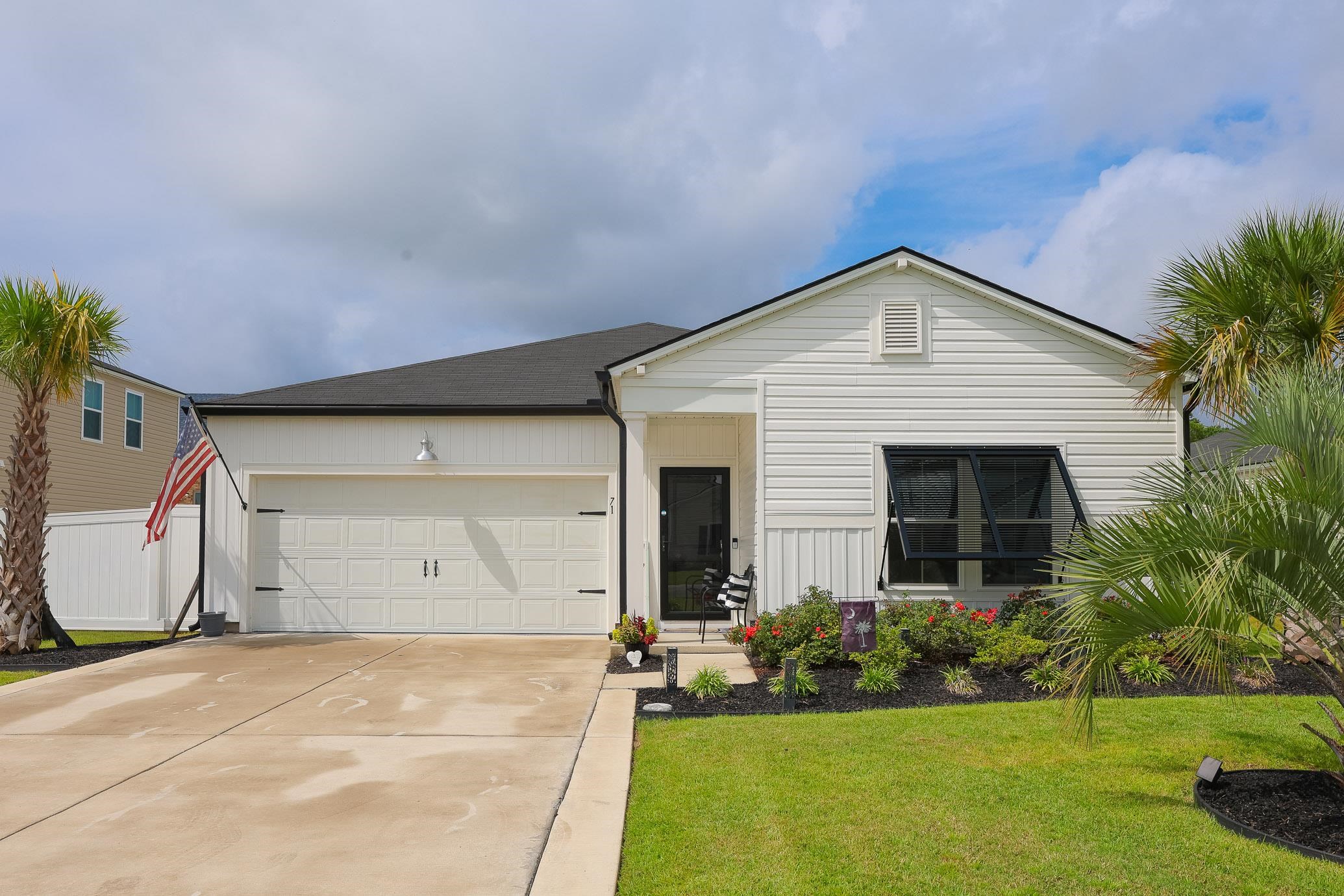 71 S Reindeer Rd. Property Photo 1
