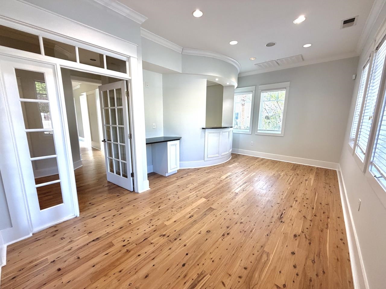 277 Willbrook Blvd. Property Photo 6