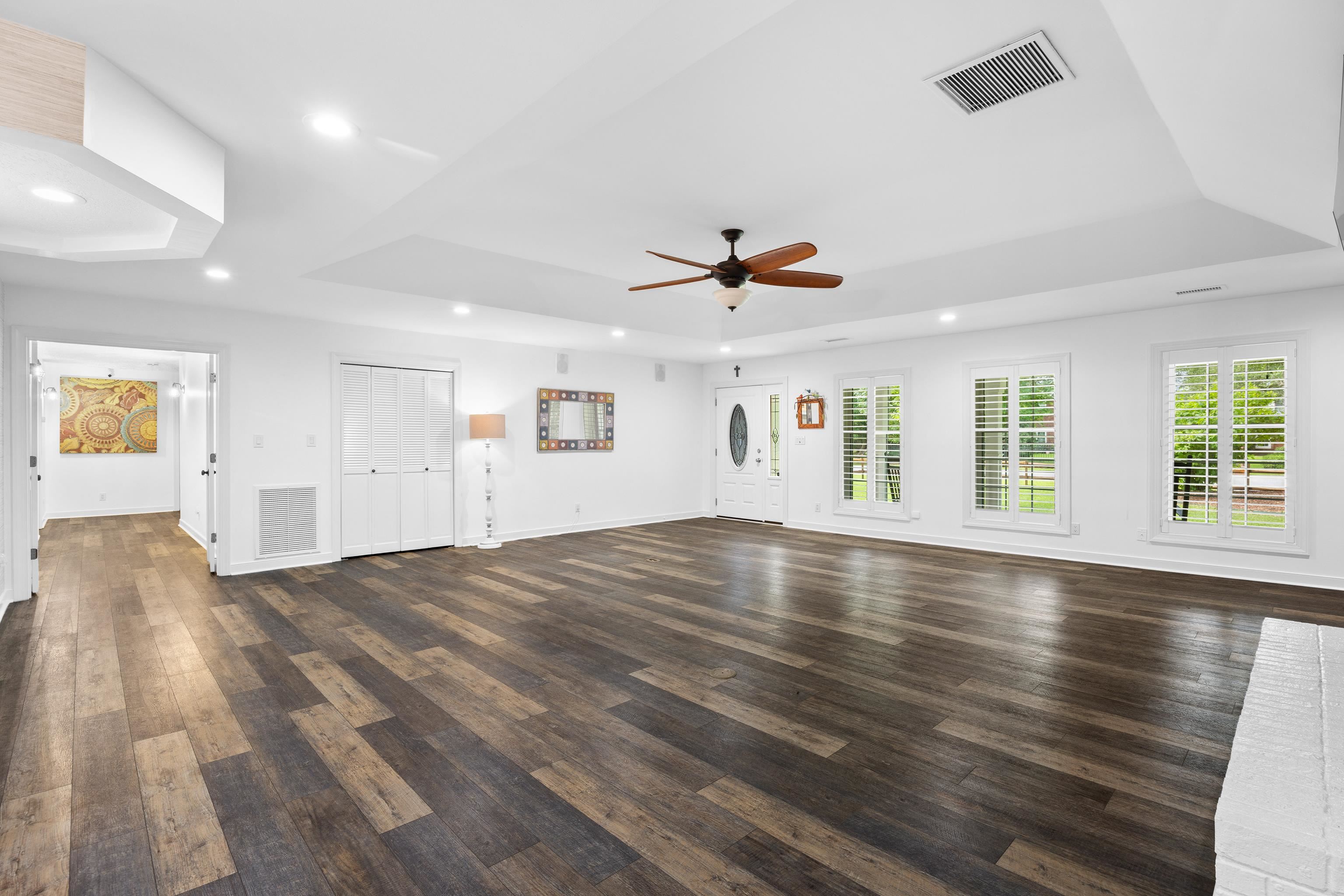 3379 Collins Creek Dr. Property Photo 4