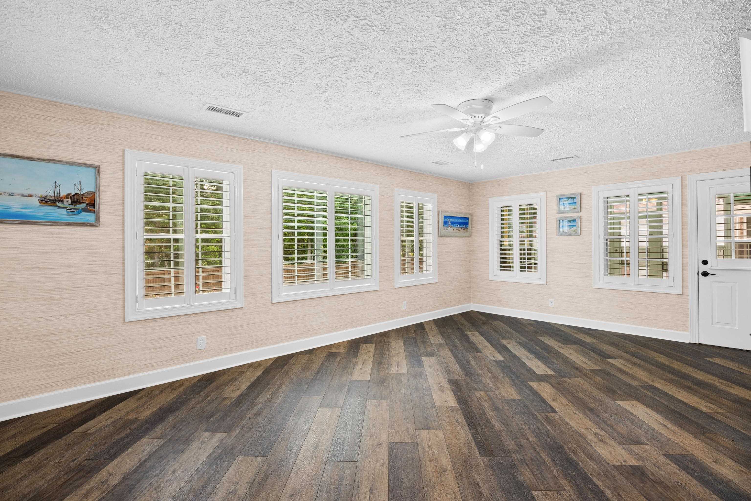 3379 Collins Creek Dr. Property Photo 21