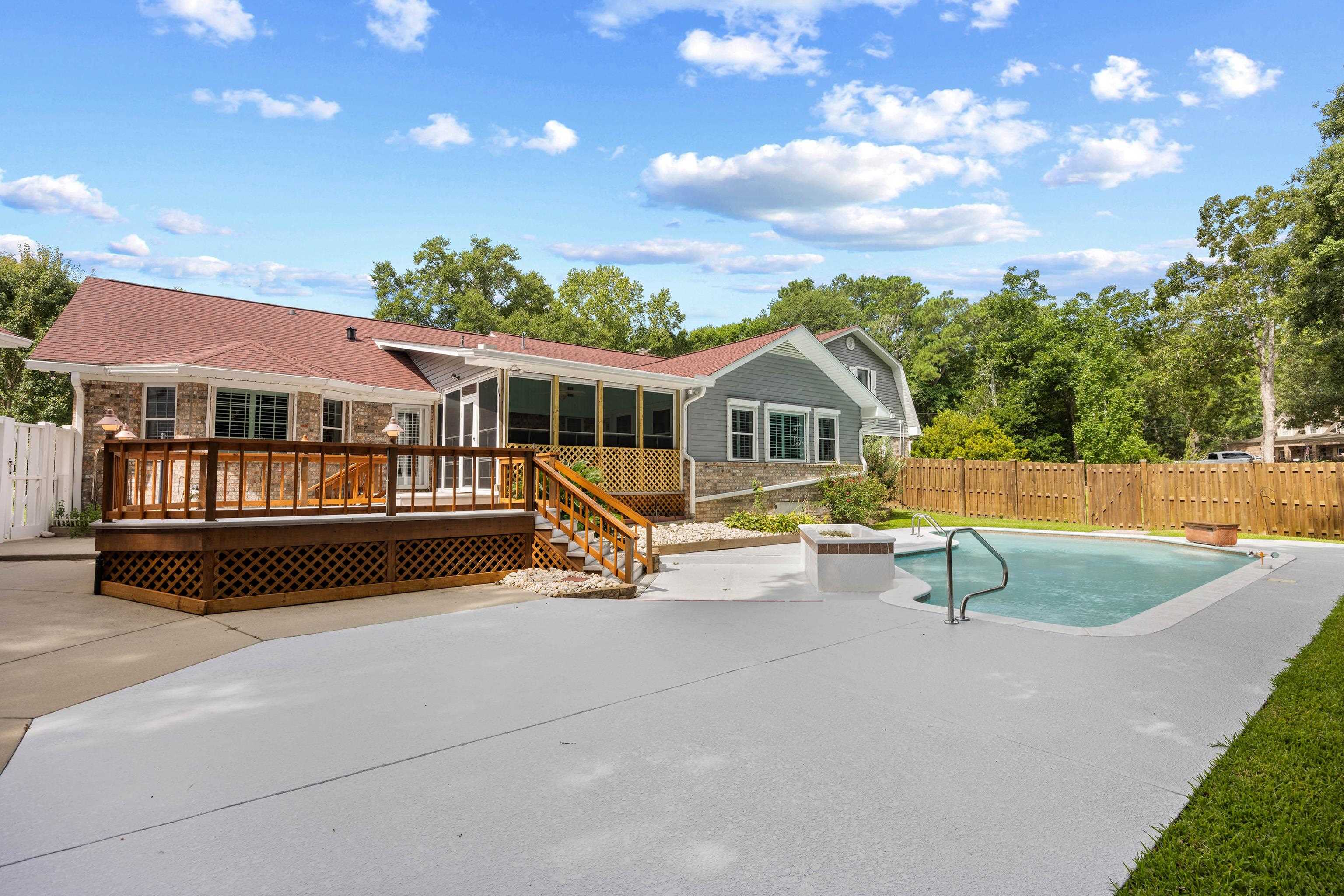 3379 Collins Creek Dr. Property Photo 25