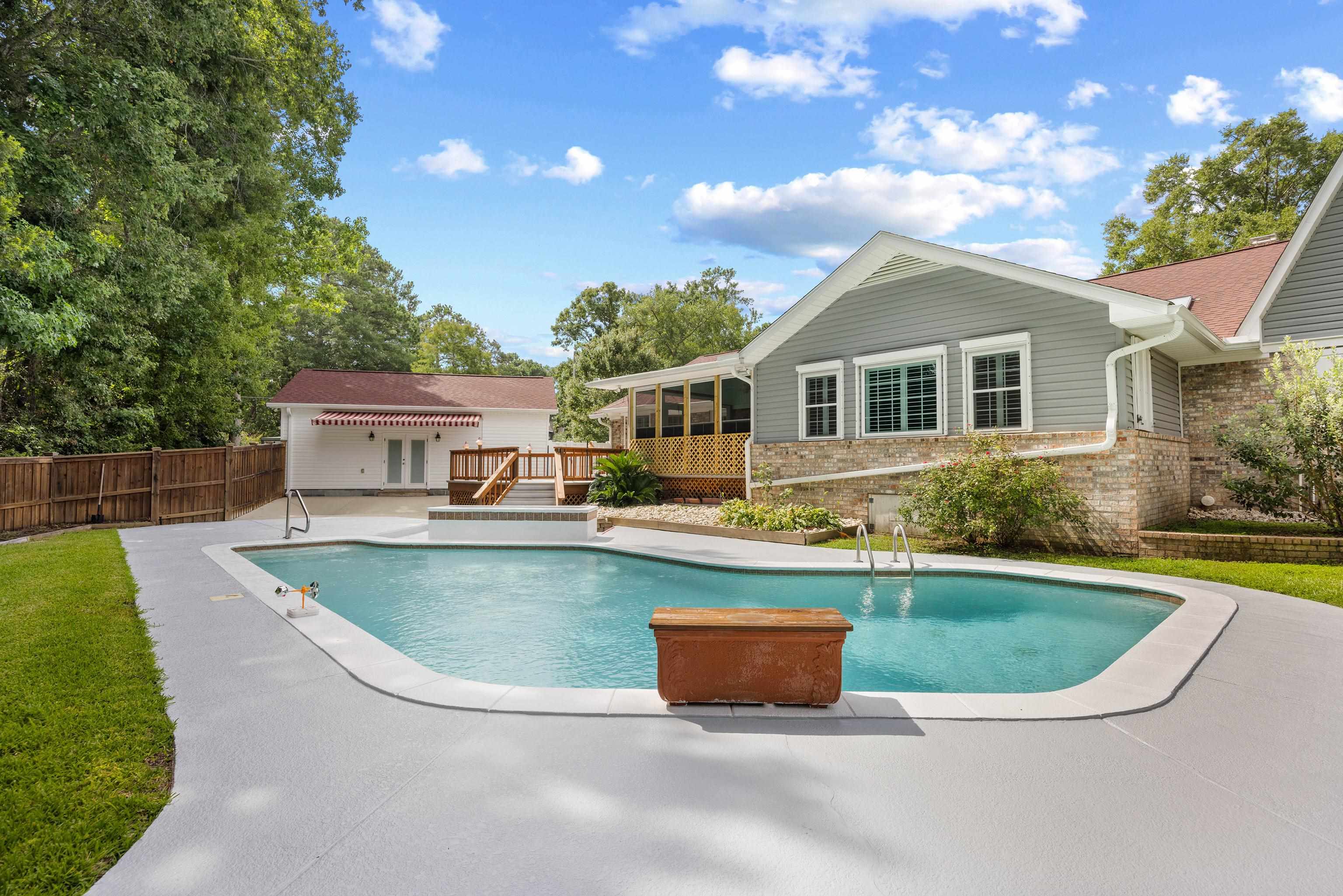 3379 Collins Creek Dr. Property Photo 27