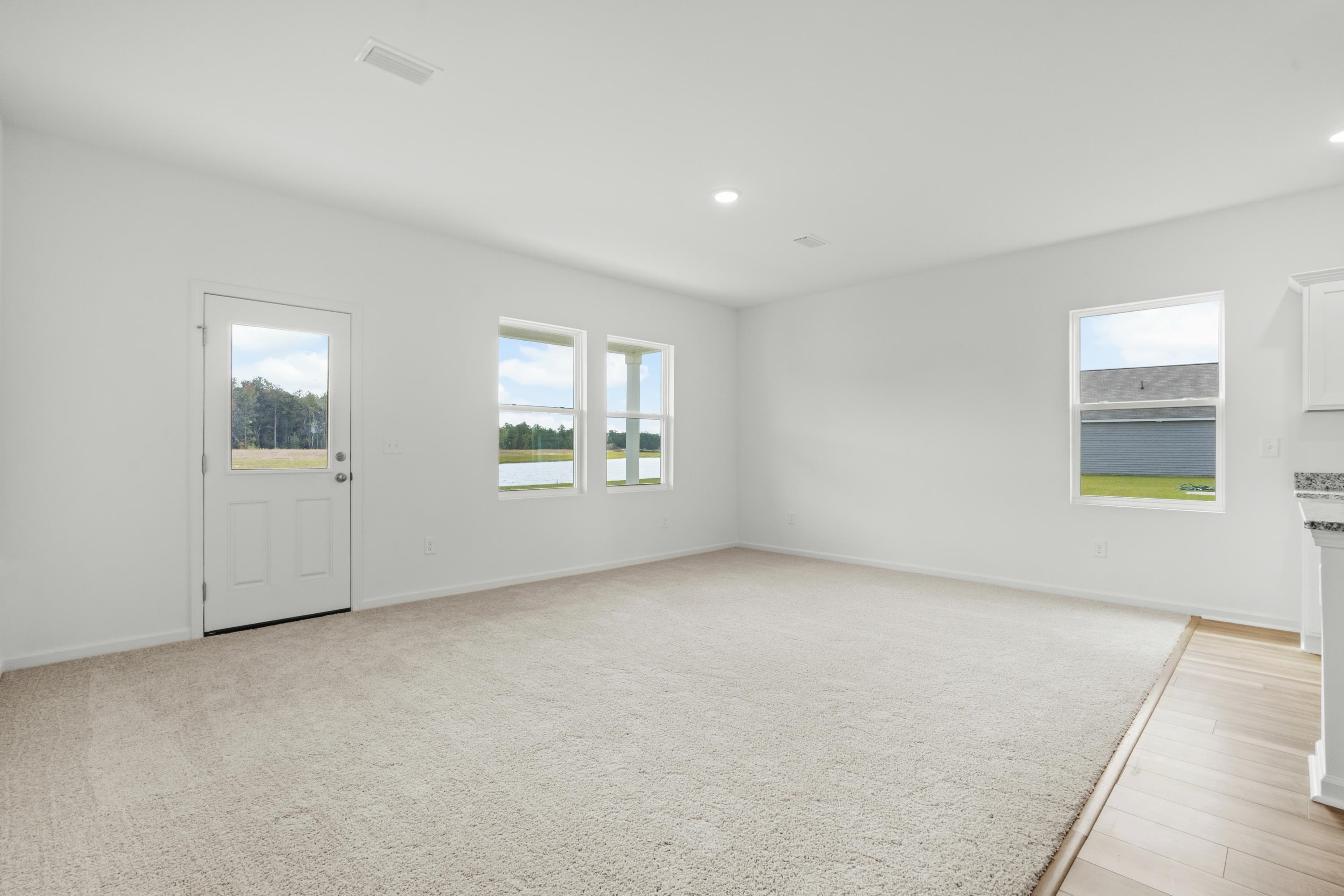 158 Admiral St Property Photo 5