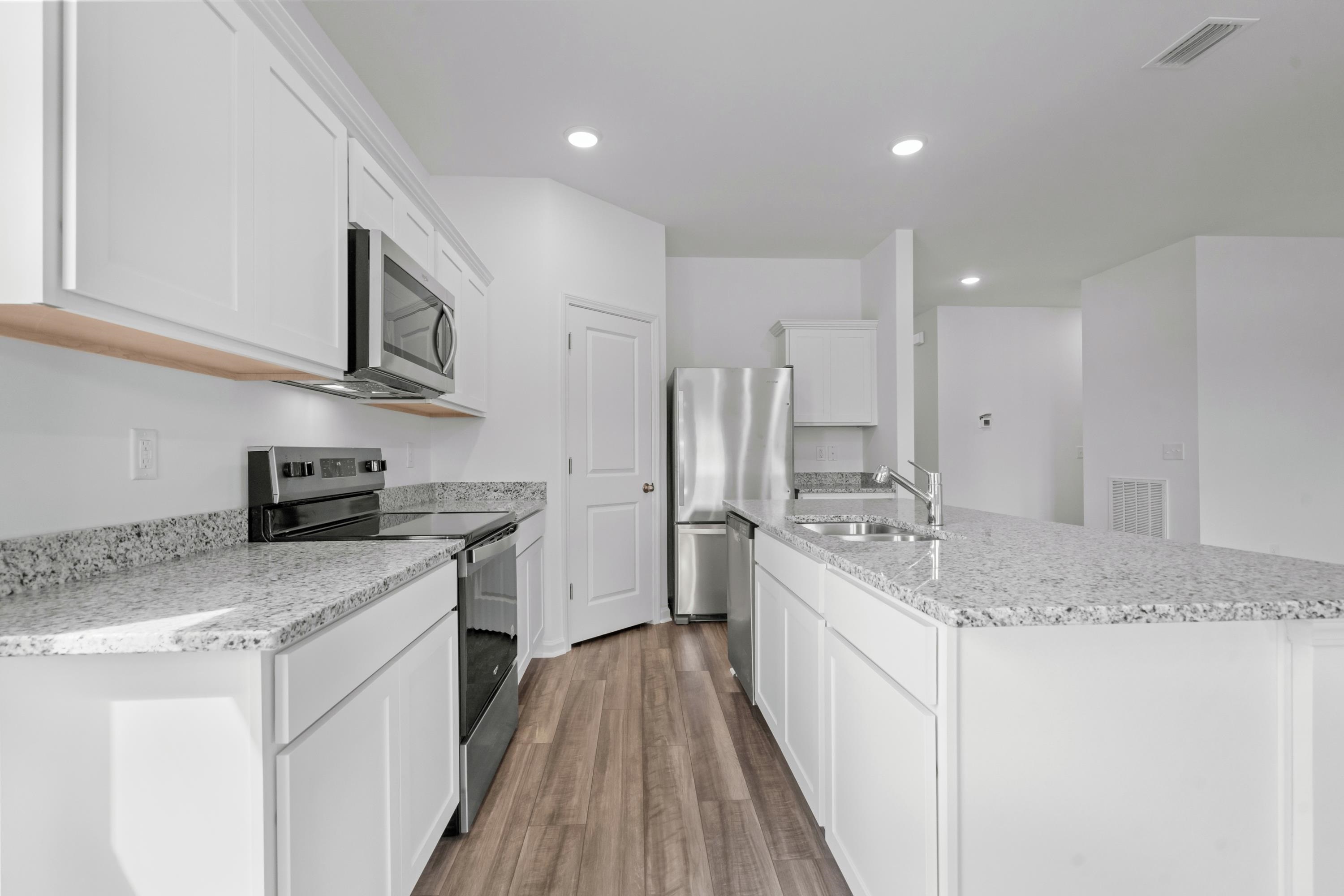 158 Admiral St Property Photo 8