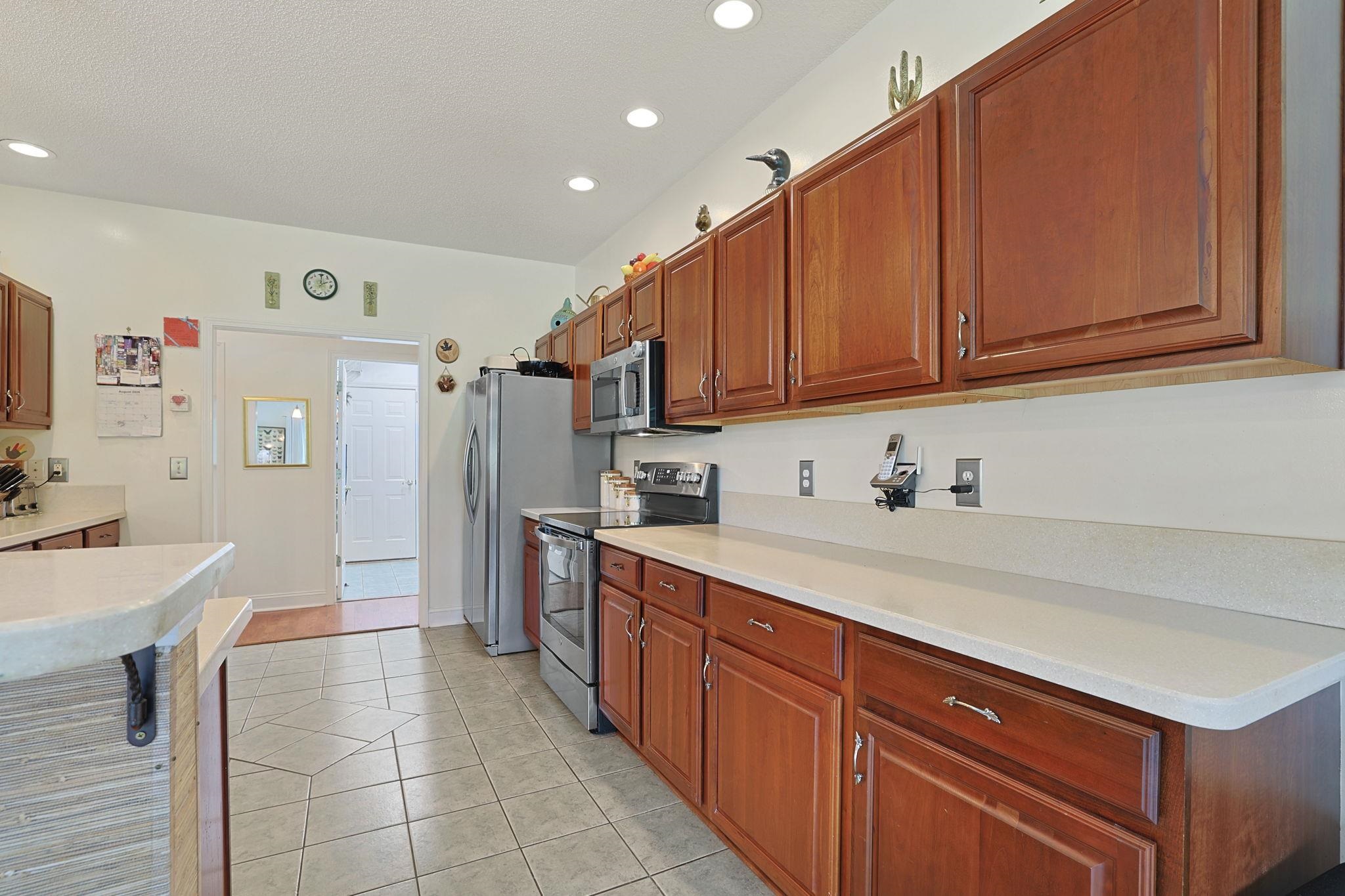 447 Foxtail Dr. Property Photo 10