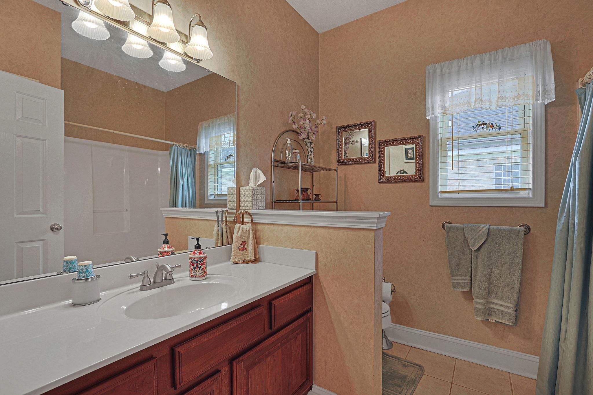 447 Foxtail Dr. Property Photo 21