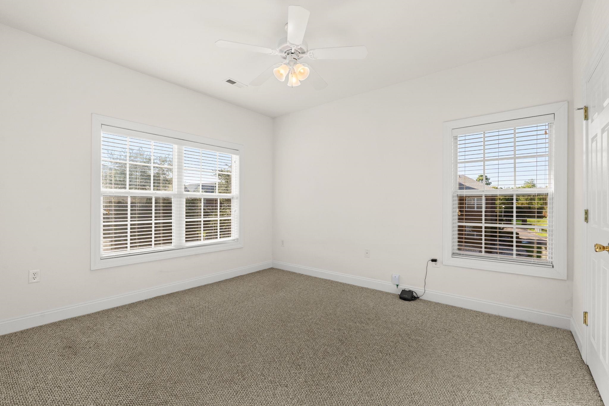 2025 Silvercrest Dr. Property Photo 42