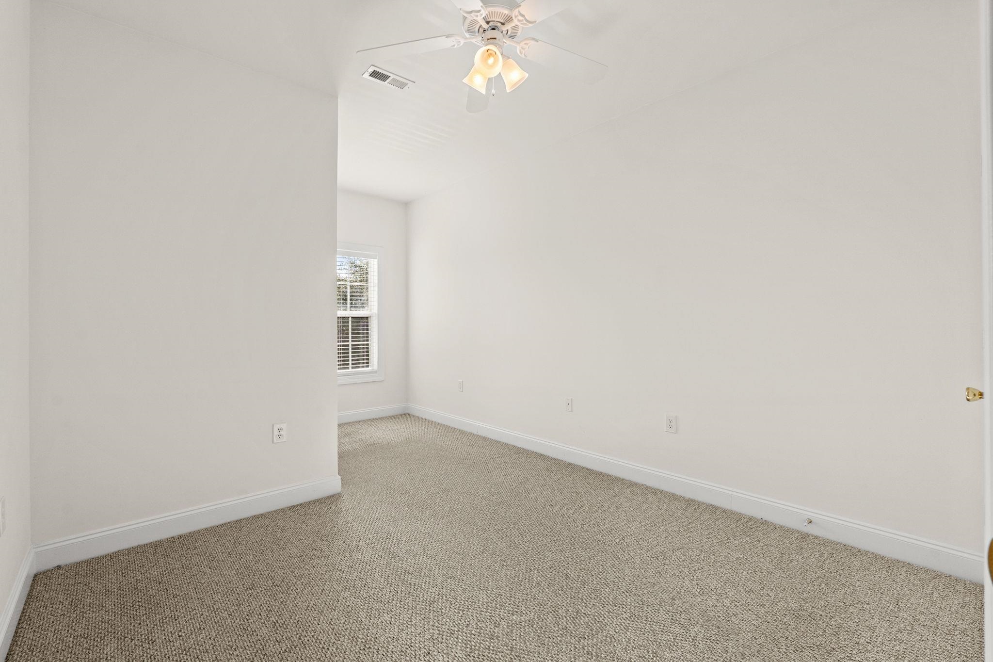2025 Silvercrest Dr. Property Photo 45