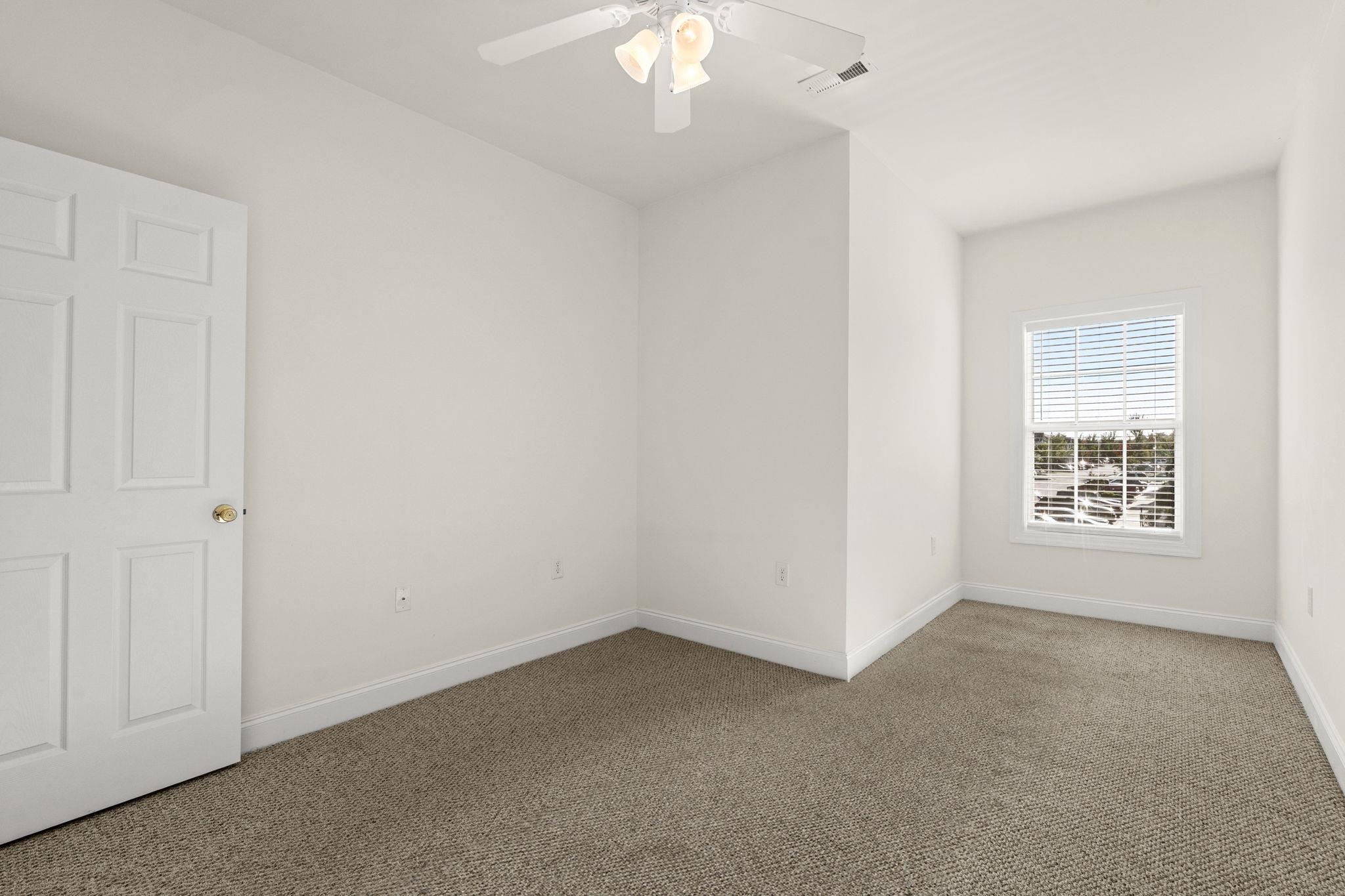 2025 Silvercrest Dr. Property Photo 46