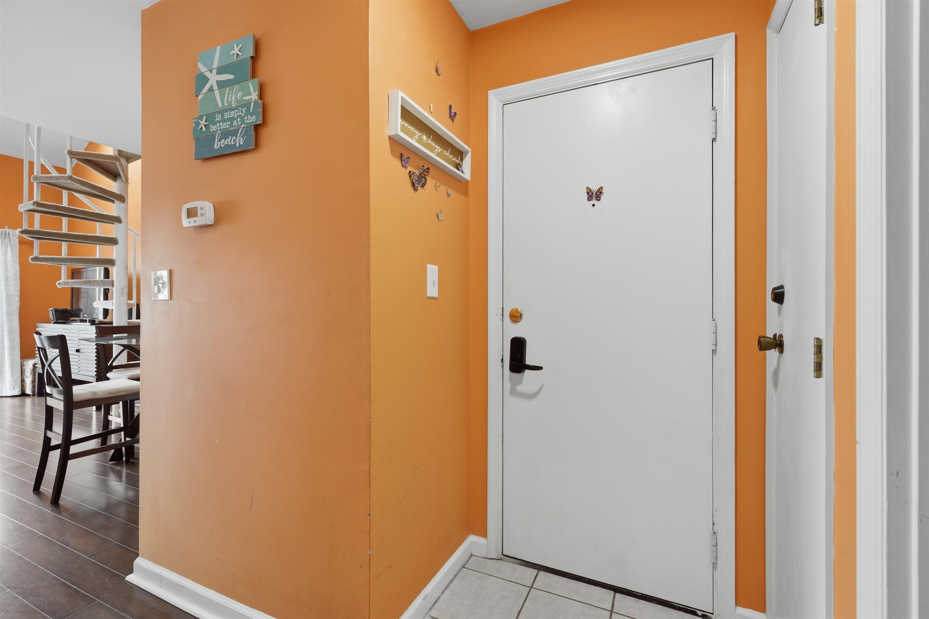 1881 Colony Dr. Property Photo 2