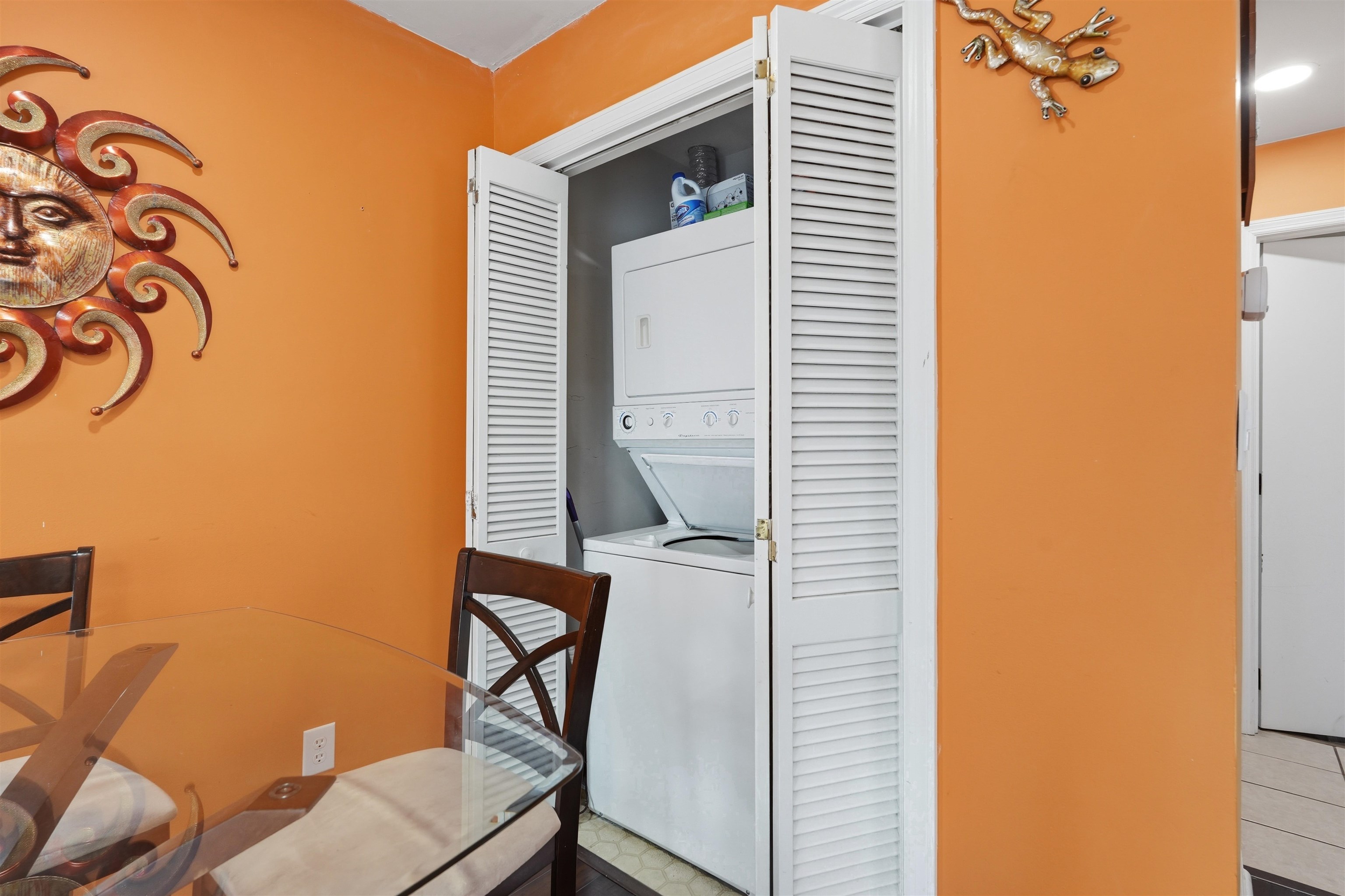 1881 Colony Dr. Property Photo 22