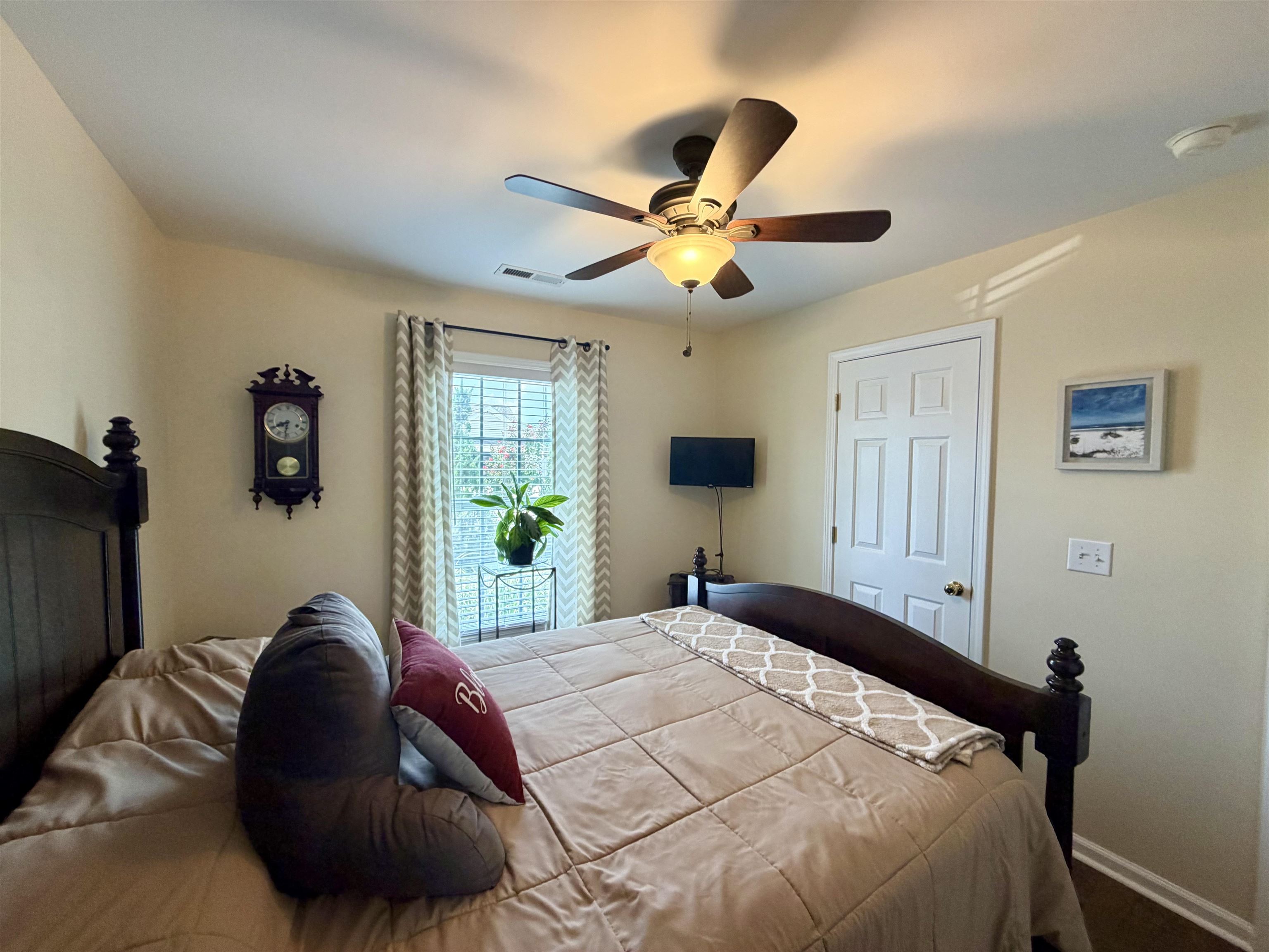 207 Melody Gardens Dr. Property Photo 21