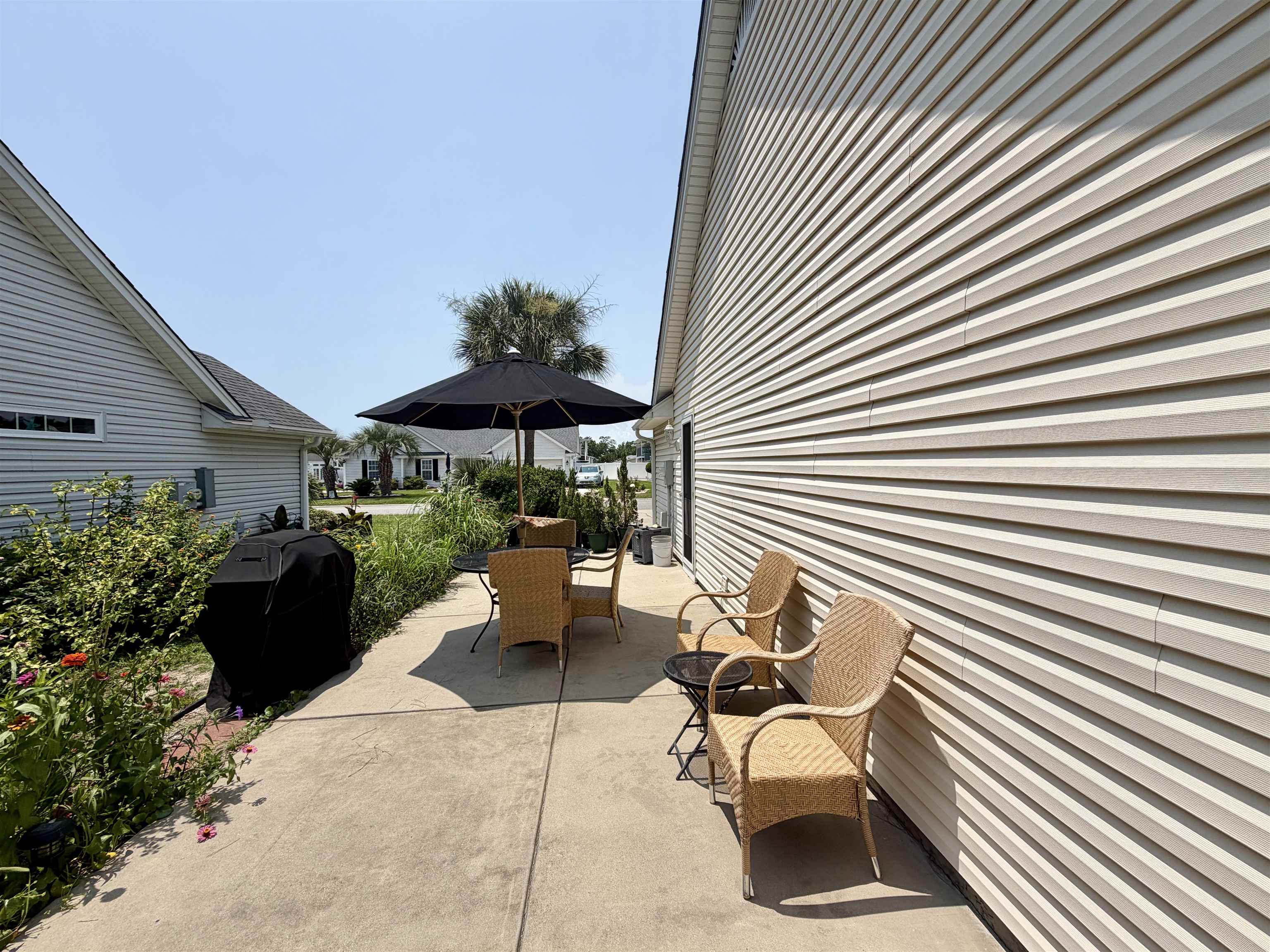 207 Melody Gardens Dr. Property Photo 28