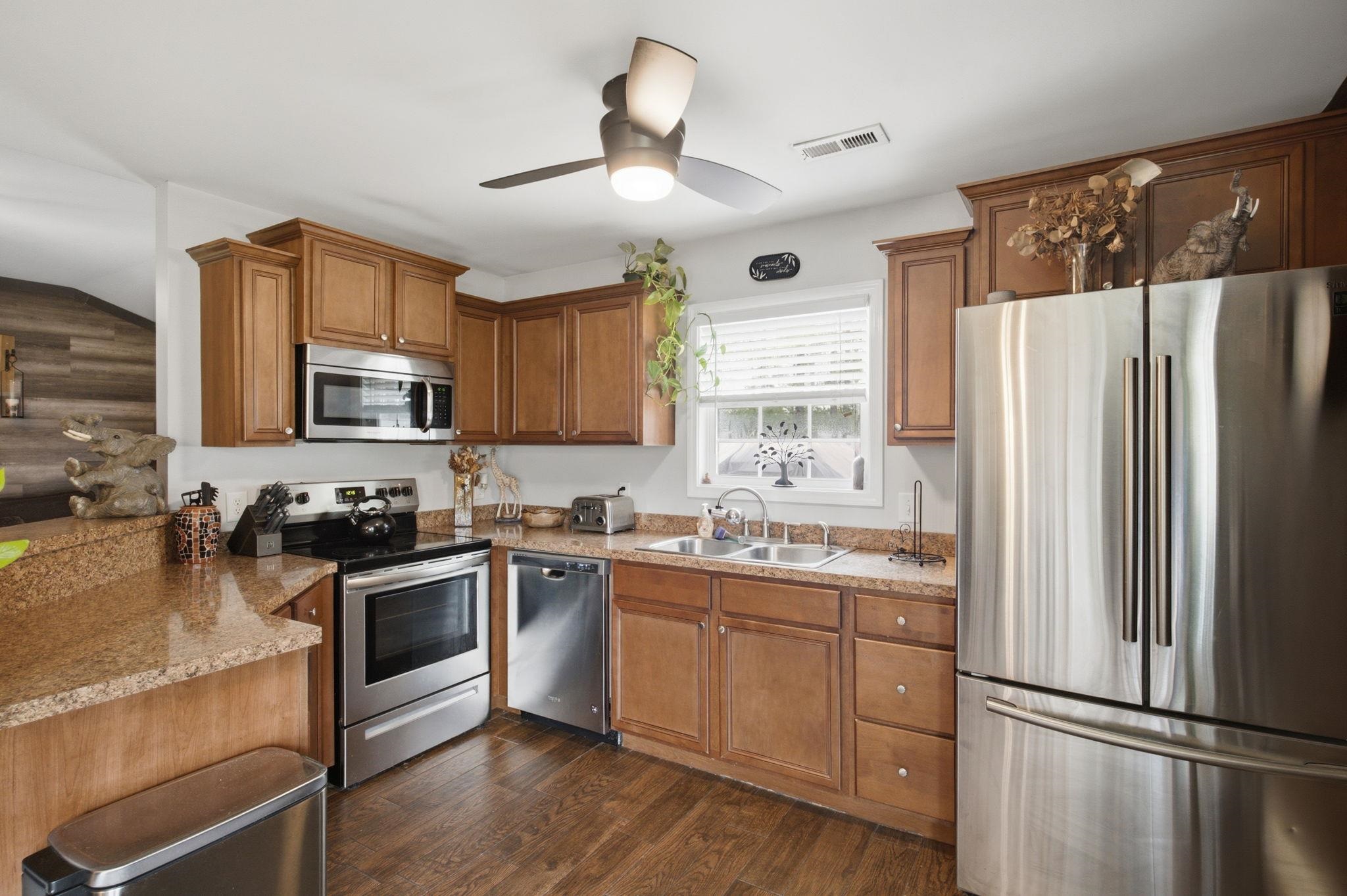 117 Cottage Creek Circle Property Photo 18