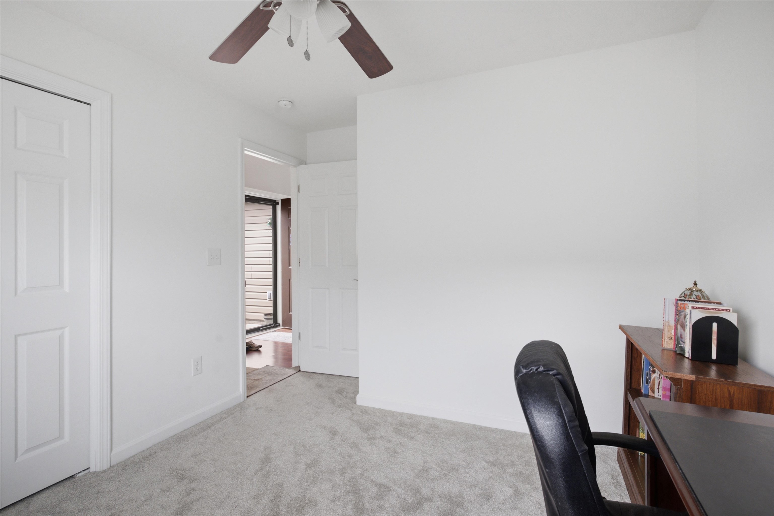 374 Barton Loop Property Photo 34