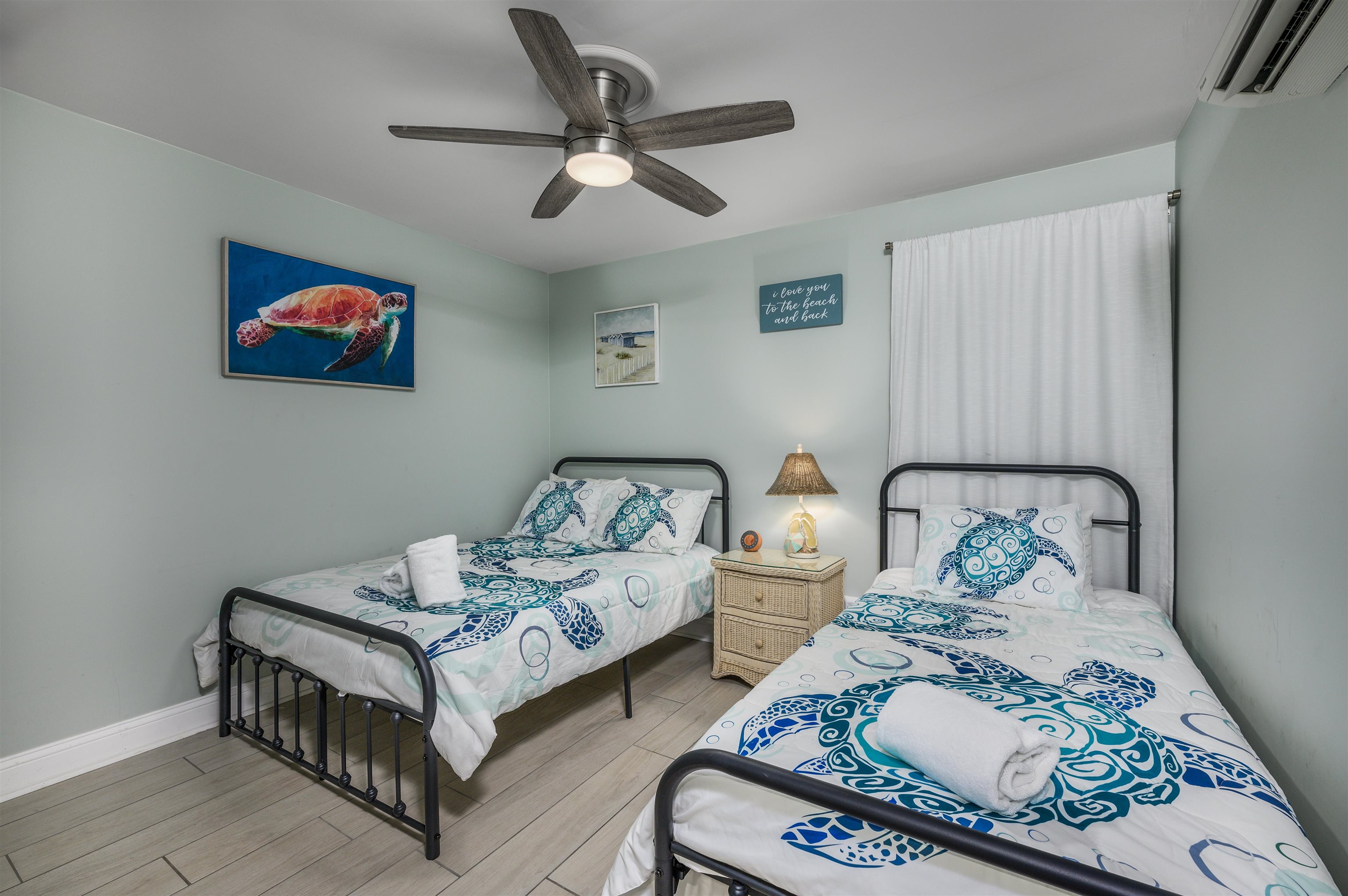 9540 Shore Dr. Property Photo 16