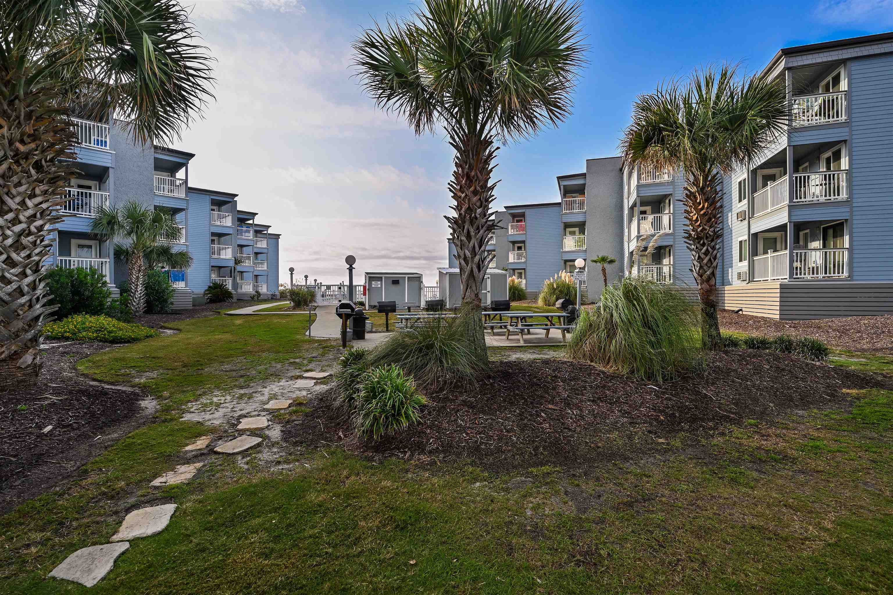 9540 Shore Dr. Property Photo 23