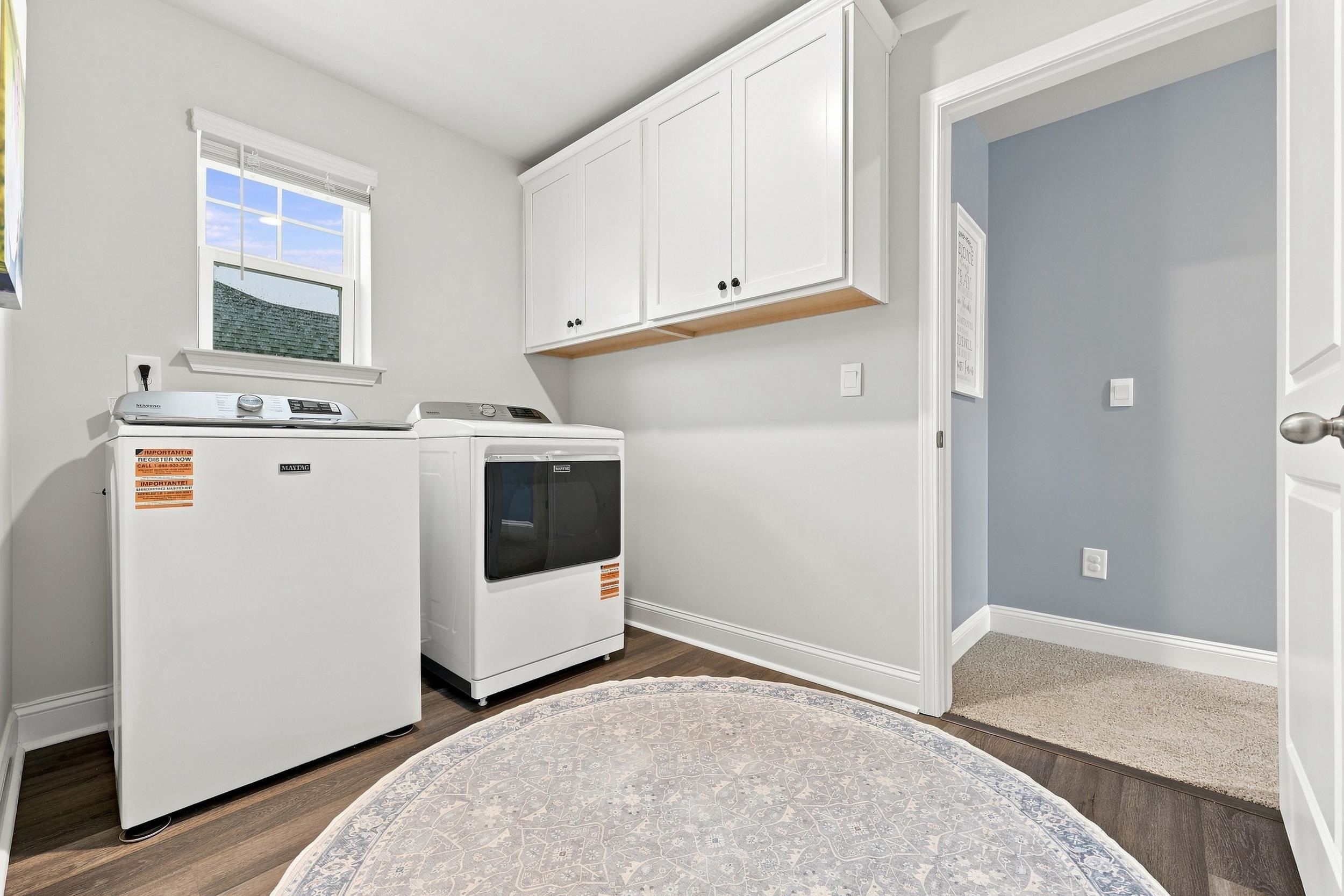 867 Ireland Dr. Property Photo 18