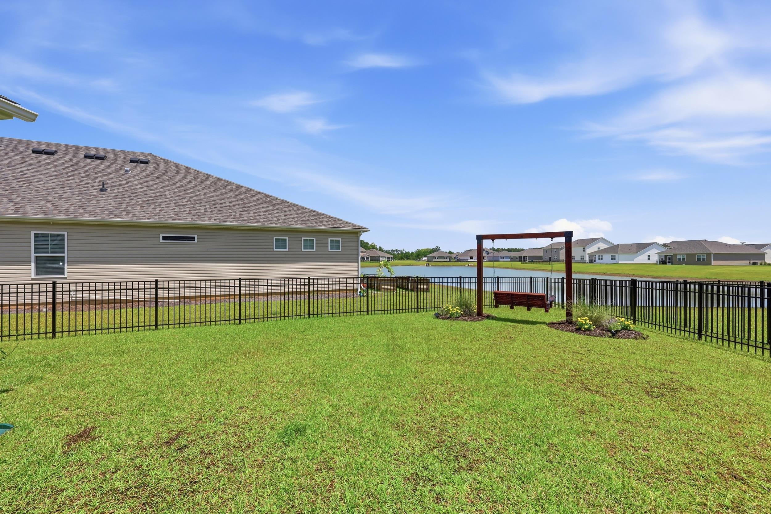 867 Ireland Dr. Property Photo 28
