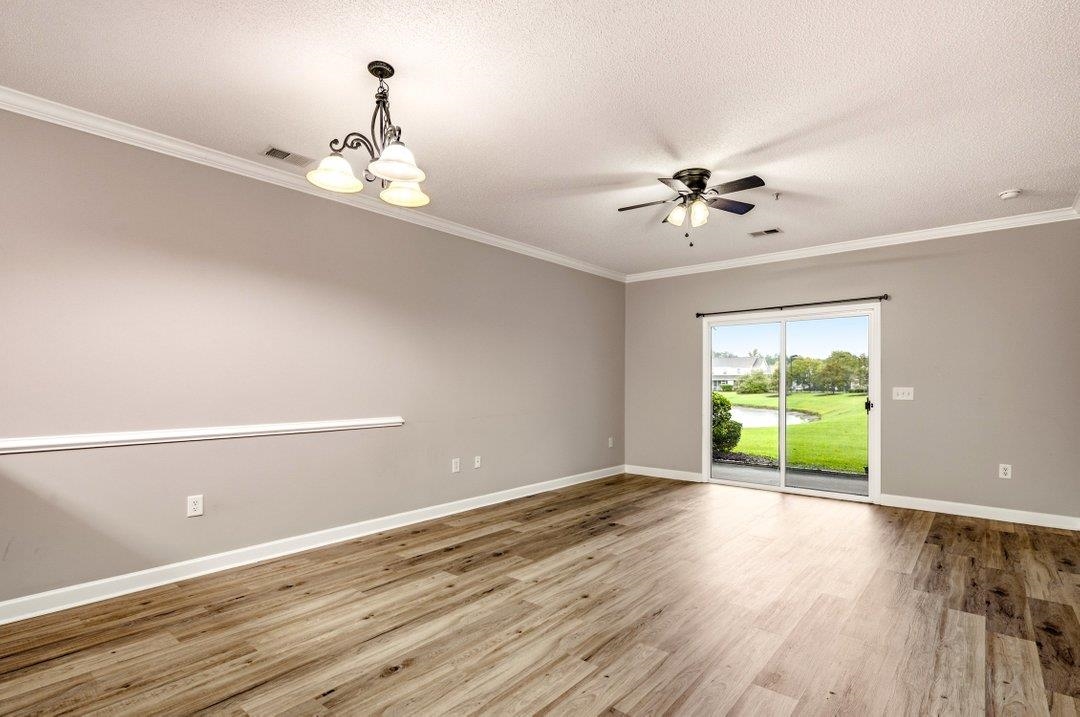 302 Kiskadee Loop Property Photo 5