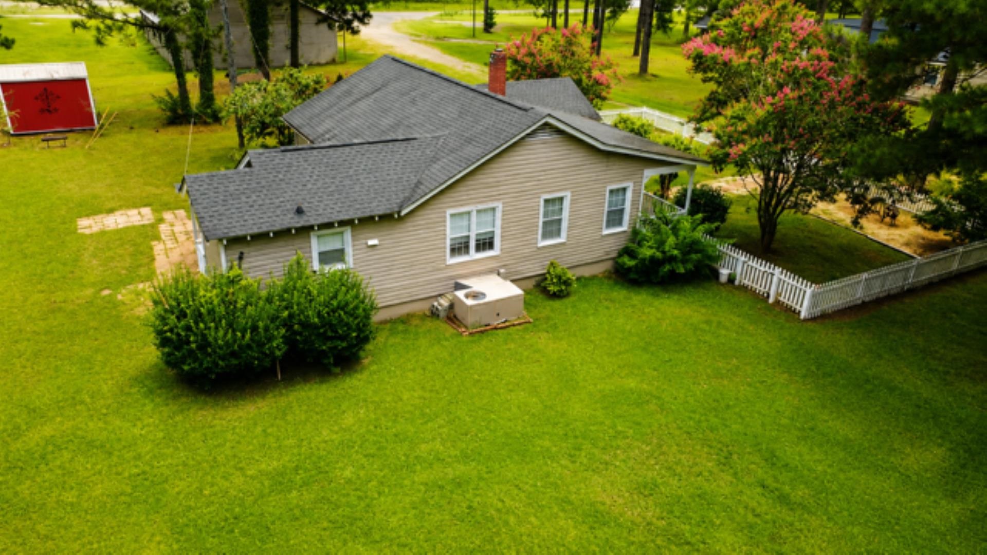 2010 Marion Rd. Property Photo 24