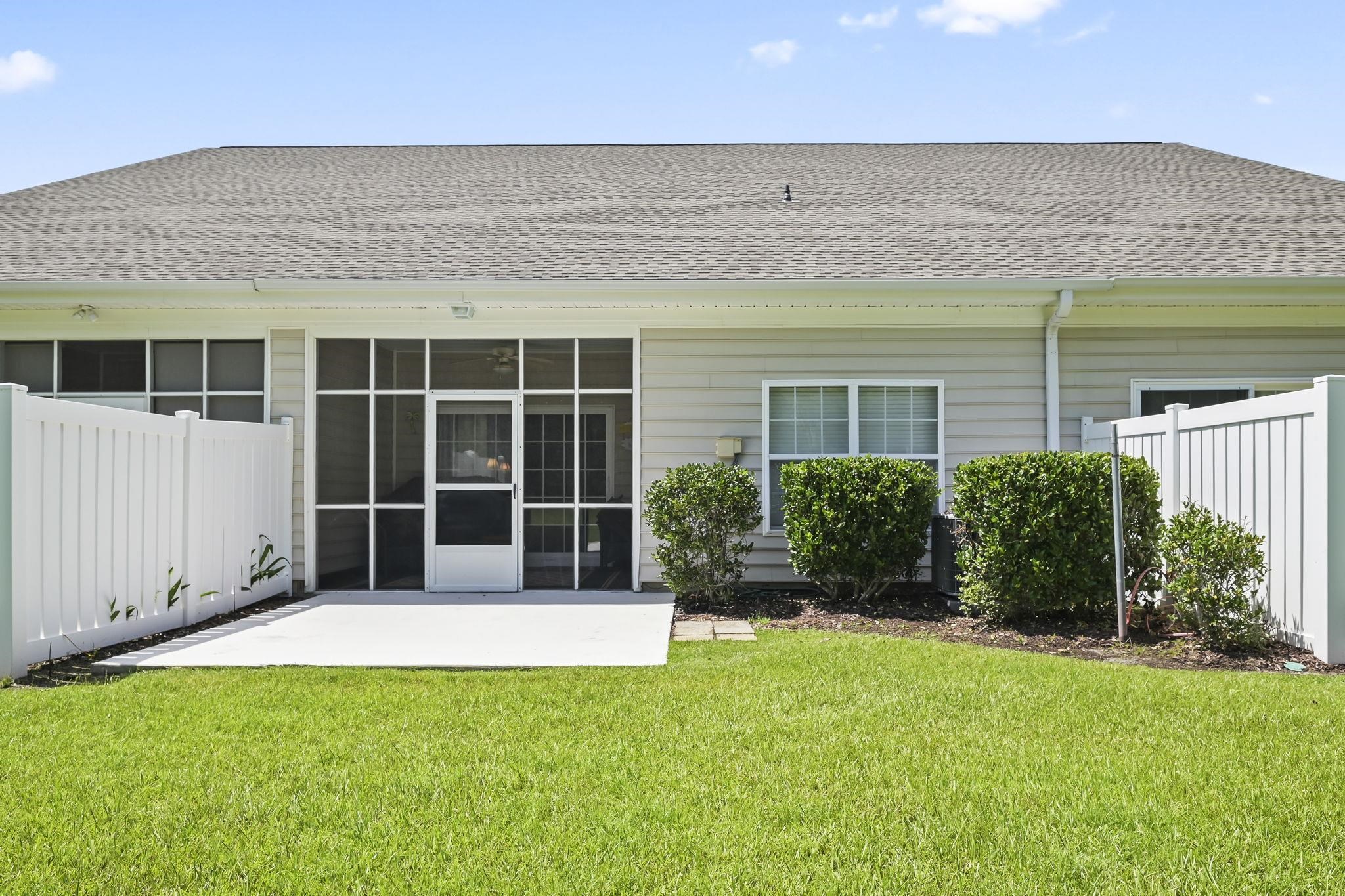 606 Botany Loop Property Photo 4