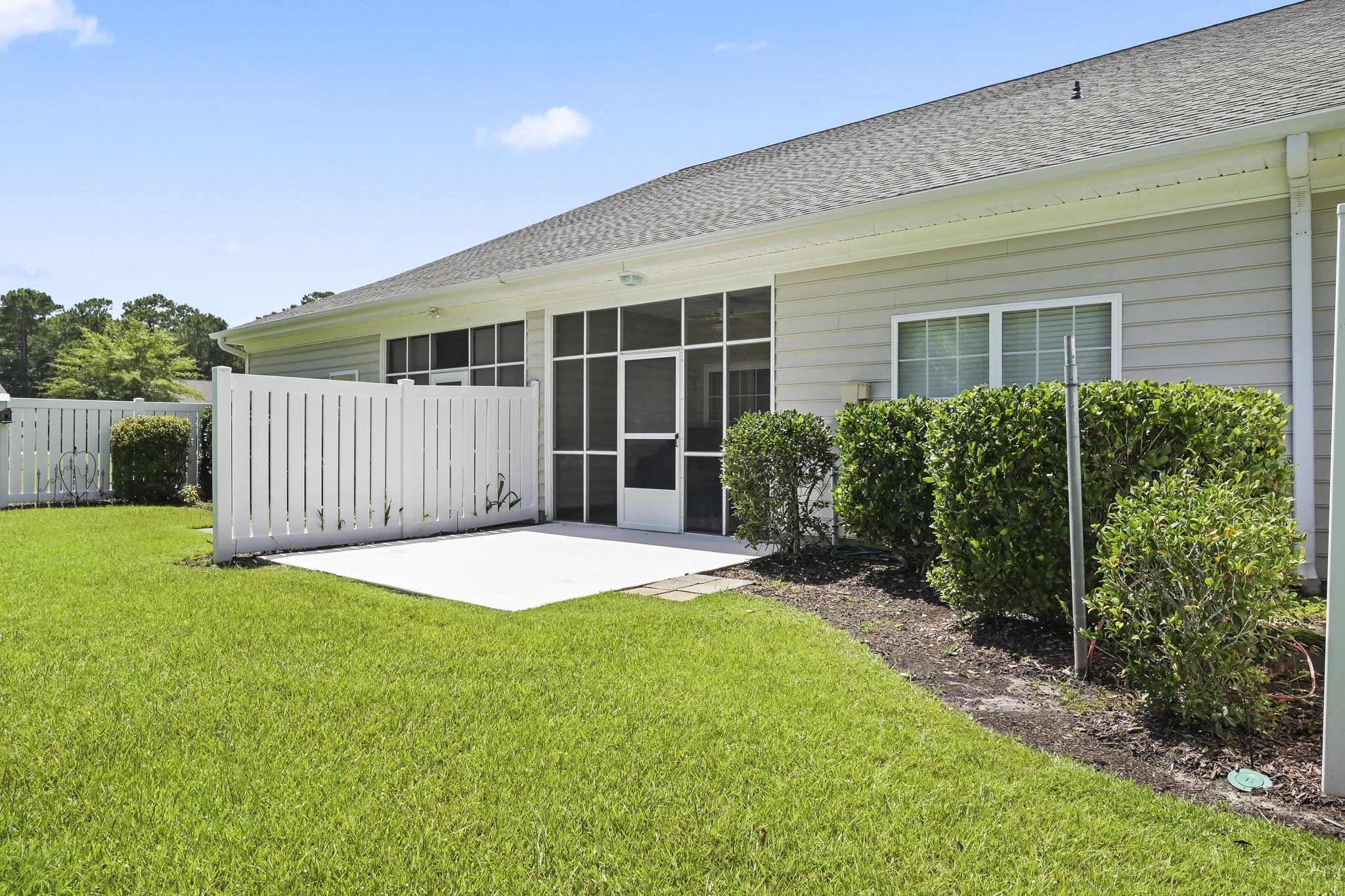 606 Botany Loop Property Photo 10