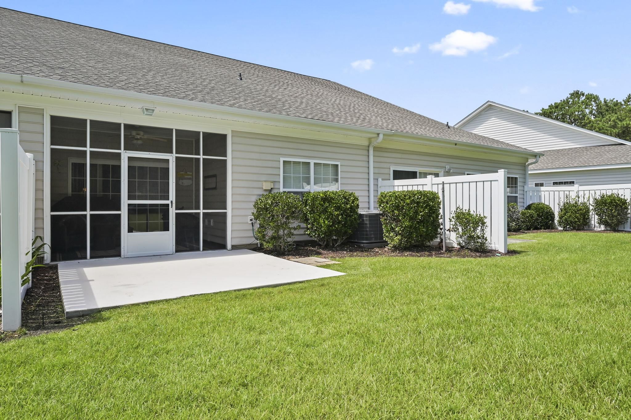 606 Botany Loop Property Photo 11