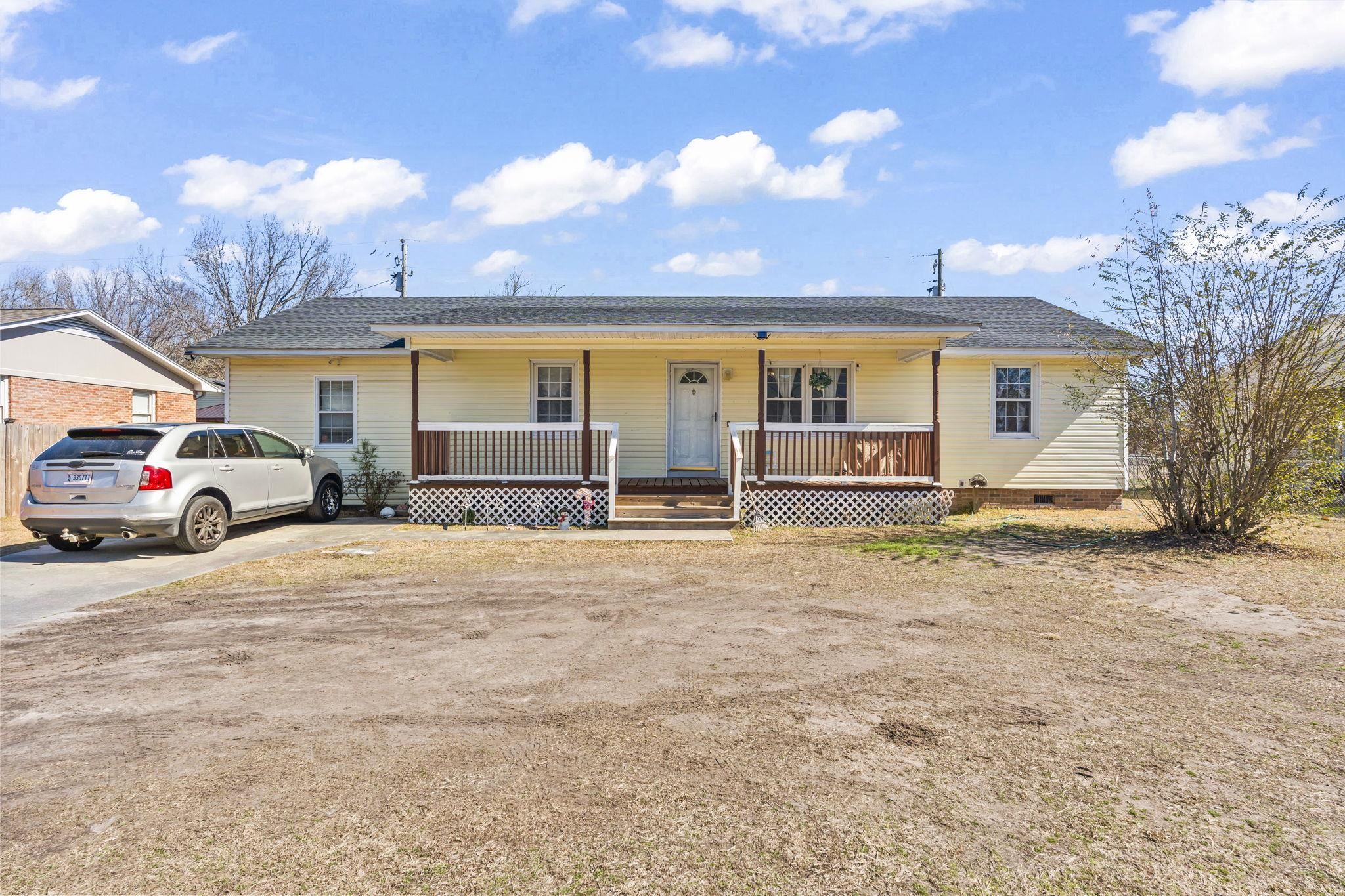 202 Luttie Rd. Property Photo 1