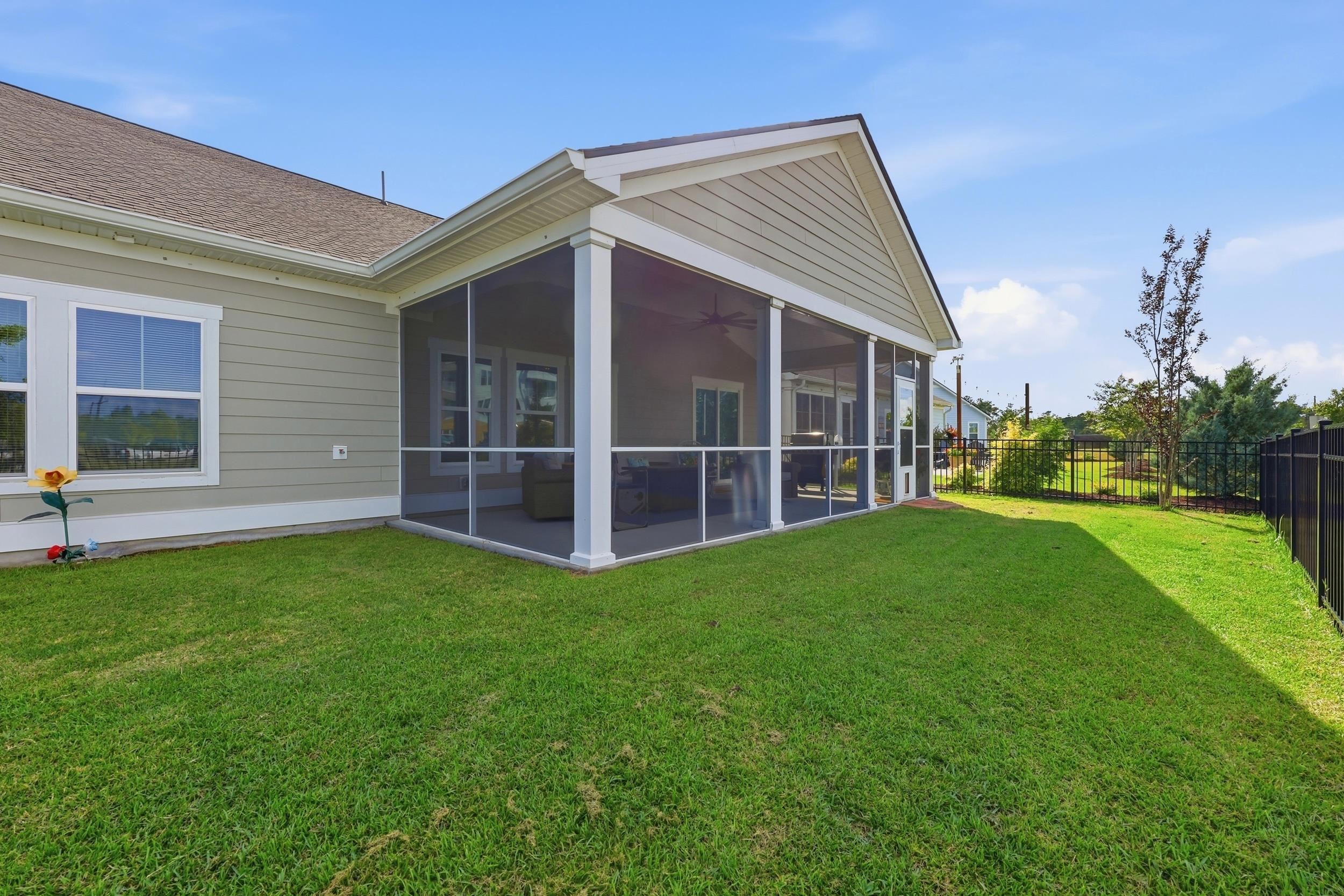 2665 Blue Crane Circle Property Photo 28