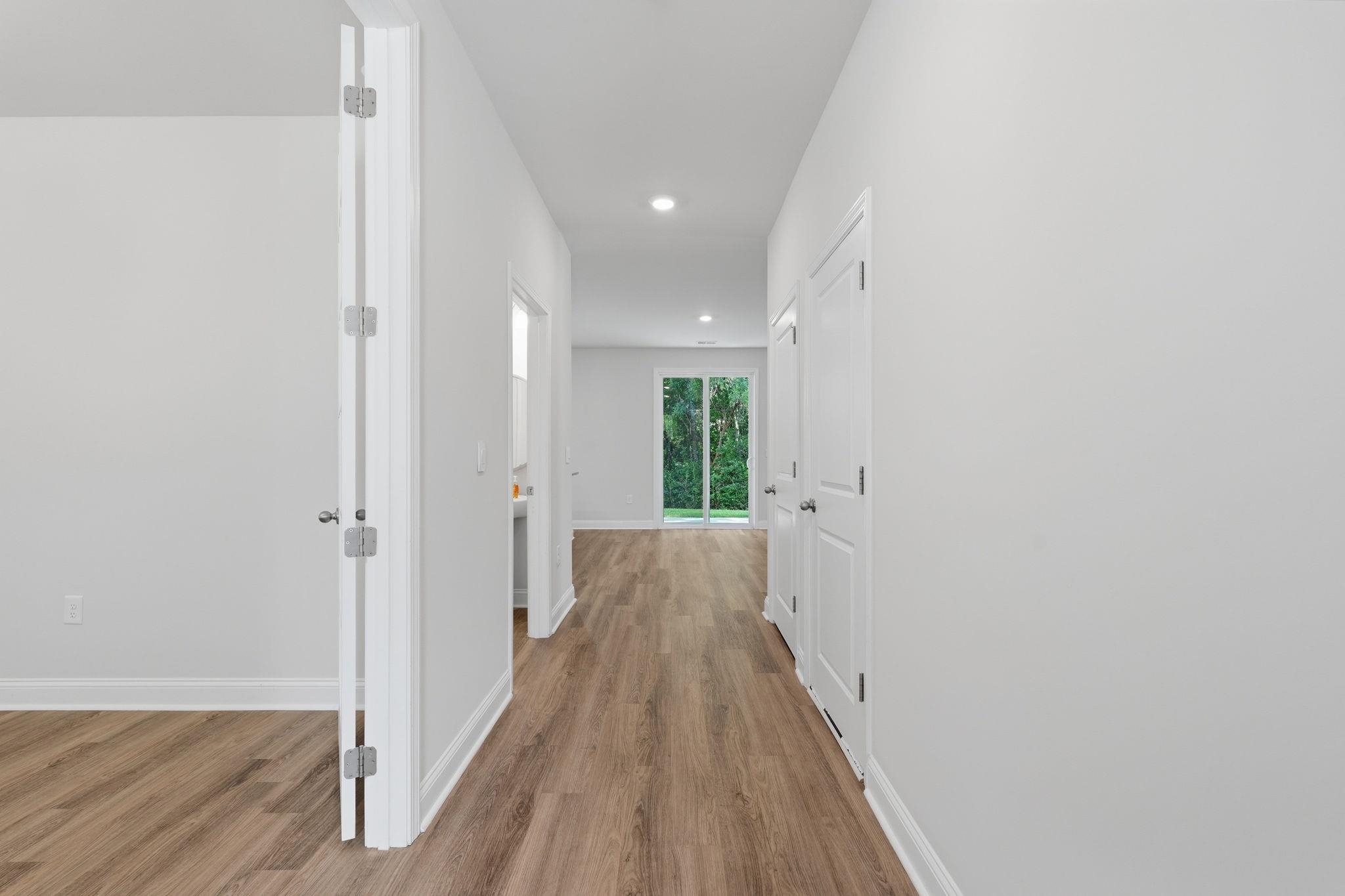 3319 Moss Bridge Ln. Property Photo 4