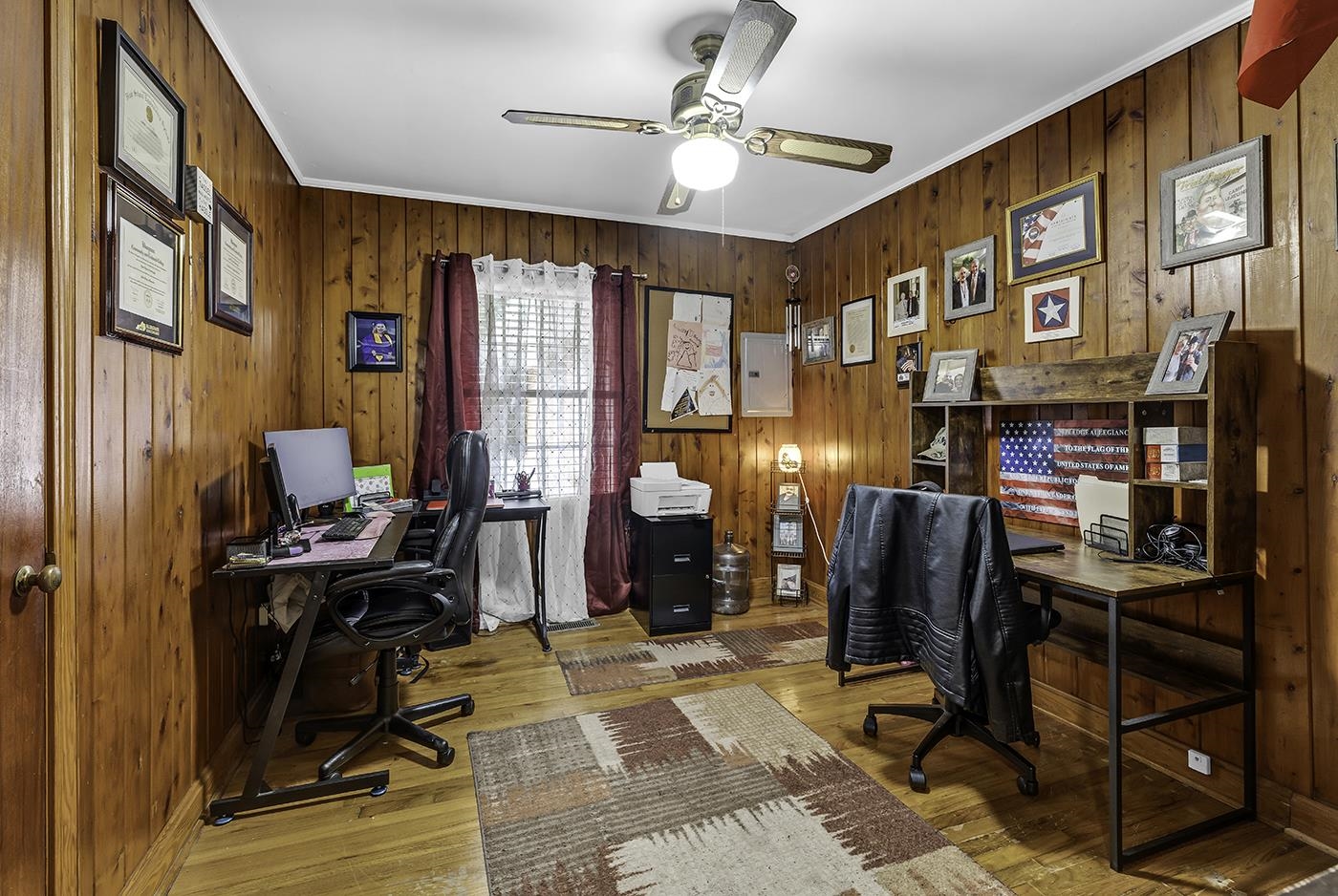 2048 Seitter St. Property Photo 18
