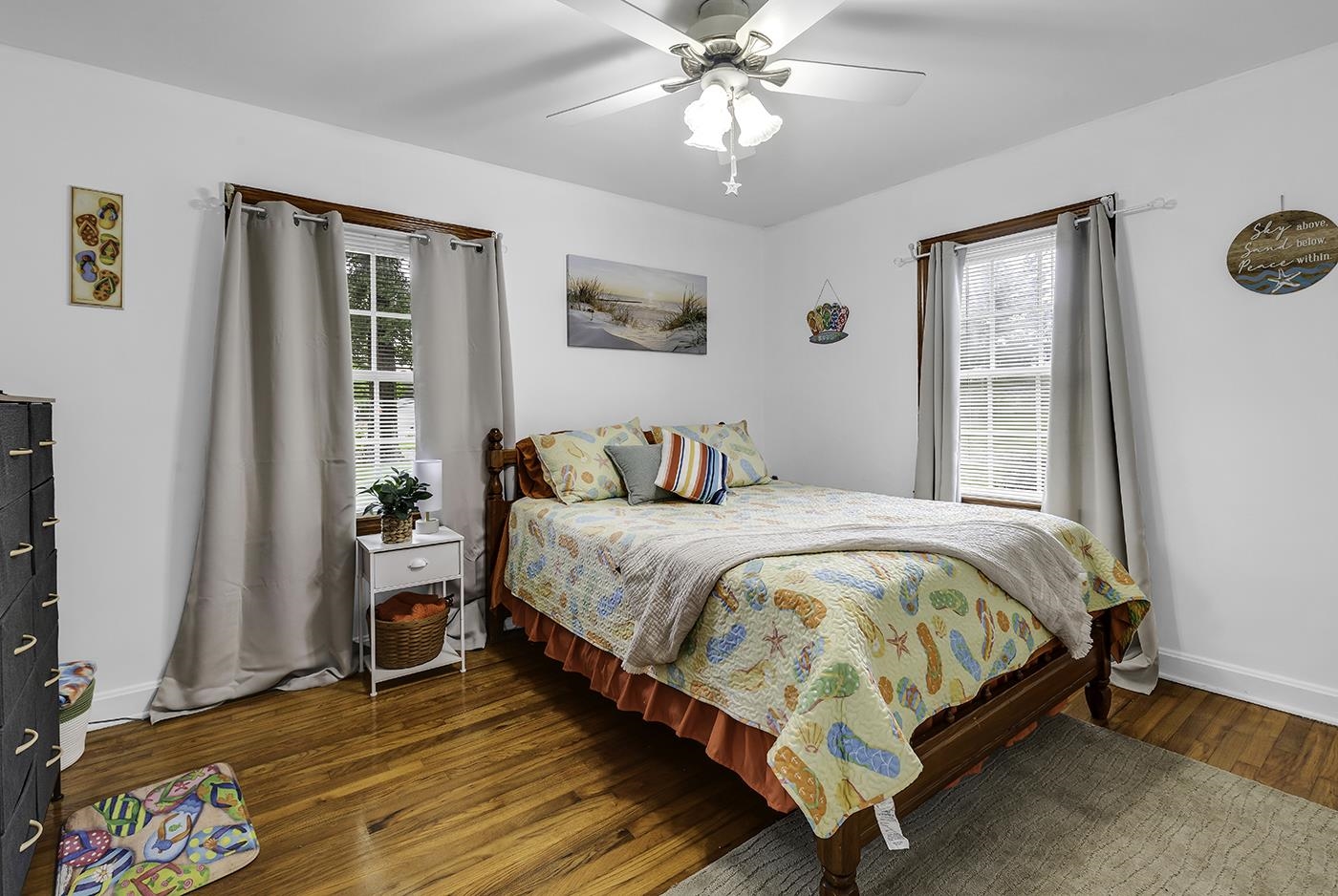 2048 Seitter St. Property Photo 24