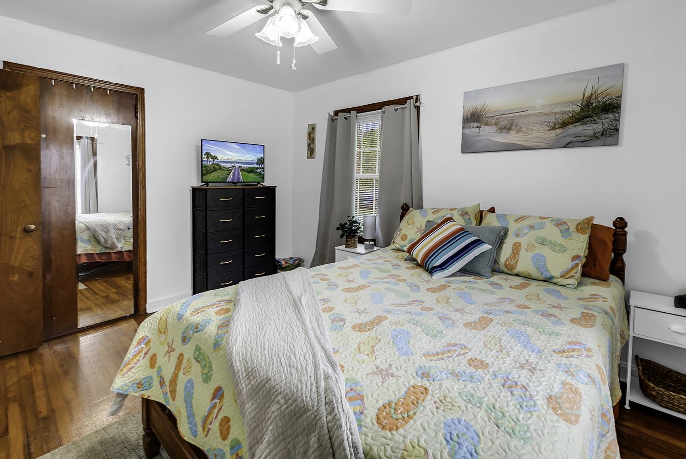 2048 Seitter St. Property Photo 26
