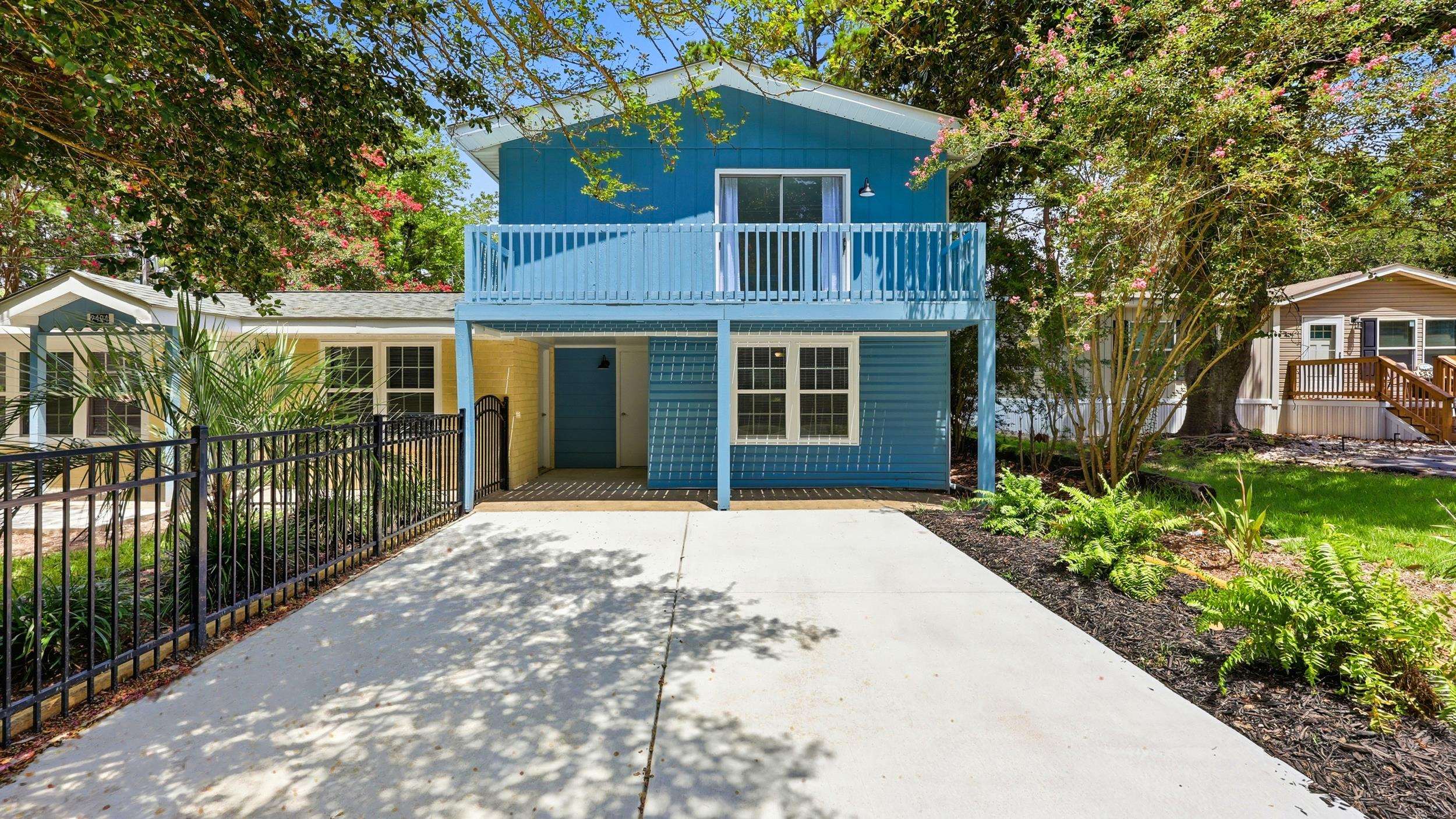 2402 Highway 15 Property Photo 2