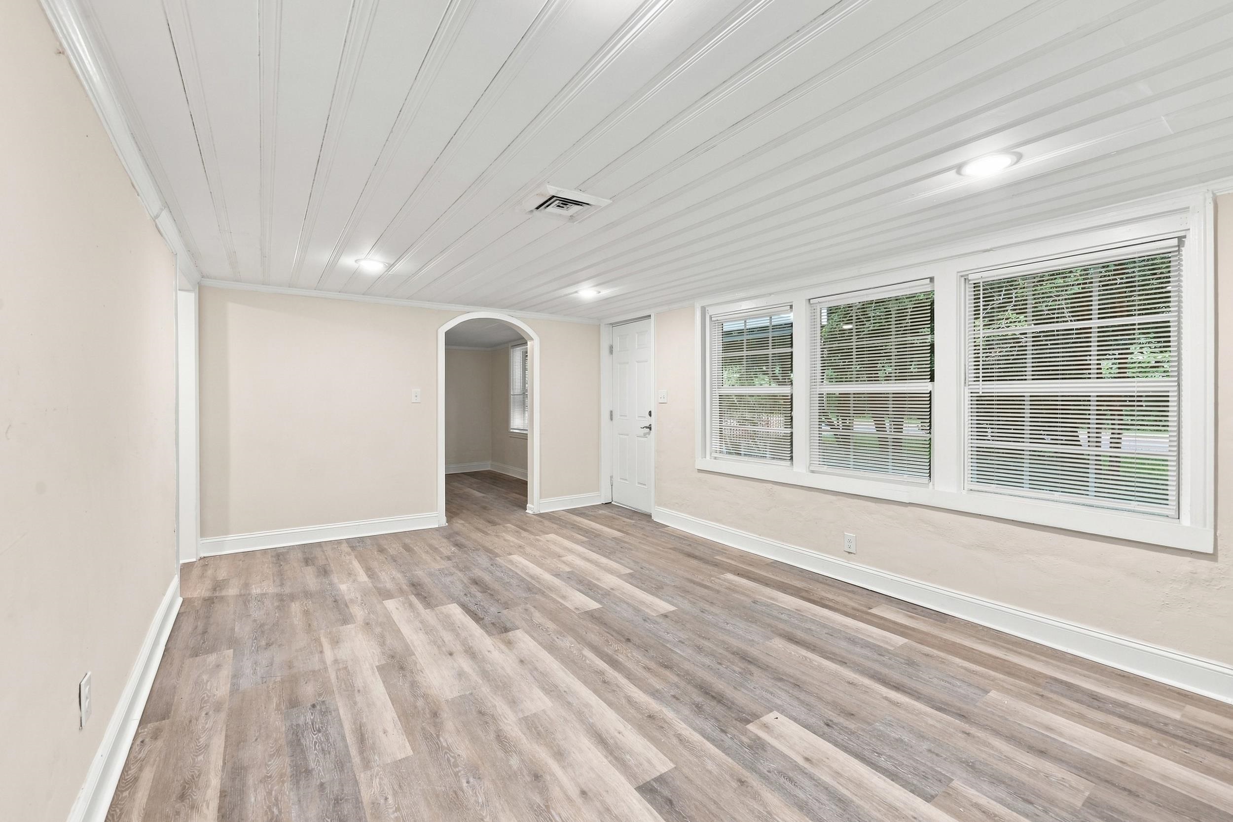2402 Highway 15 Property Photo 20