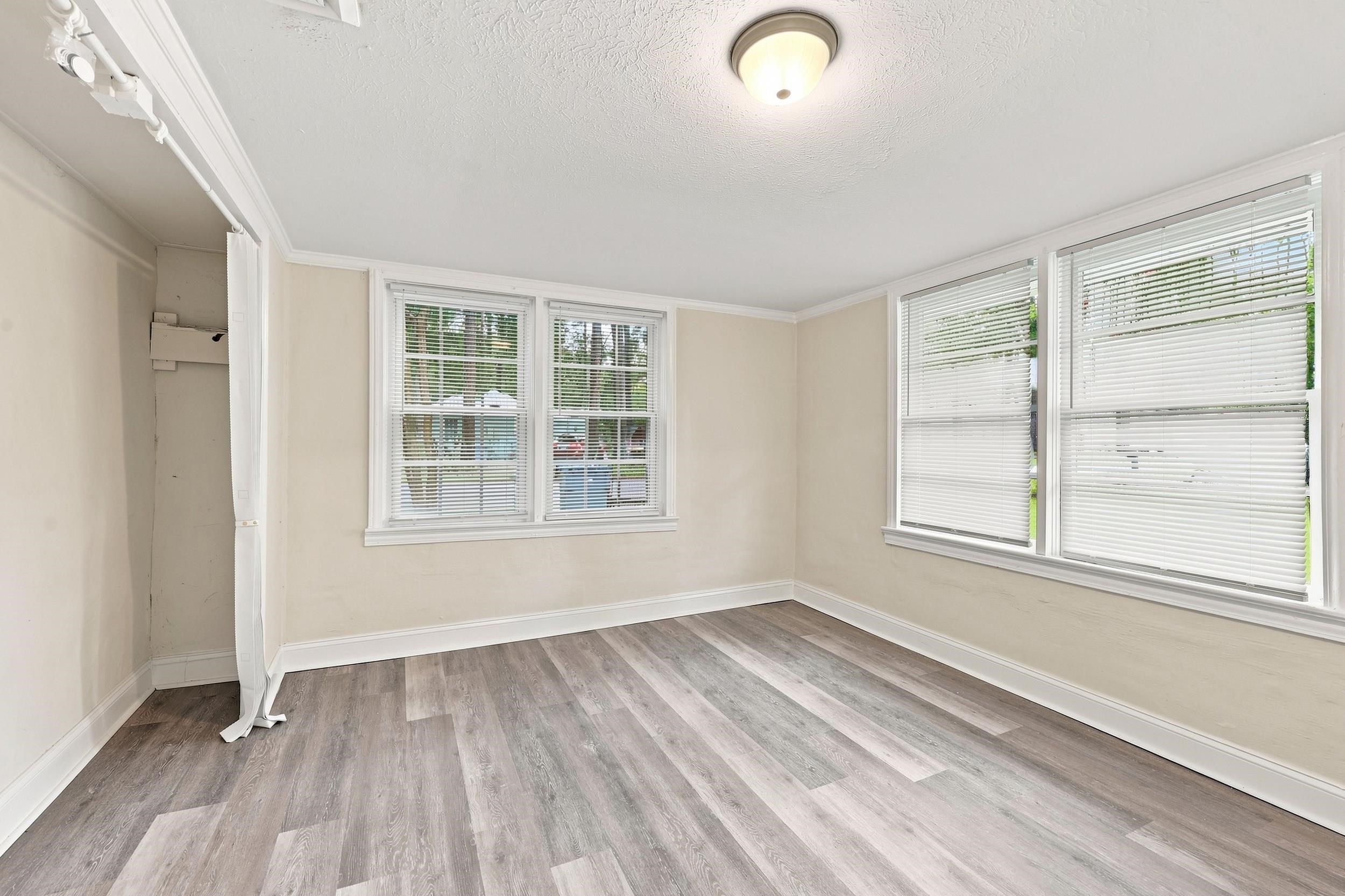 2402 Highway 15 Property Photo 22