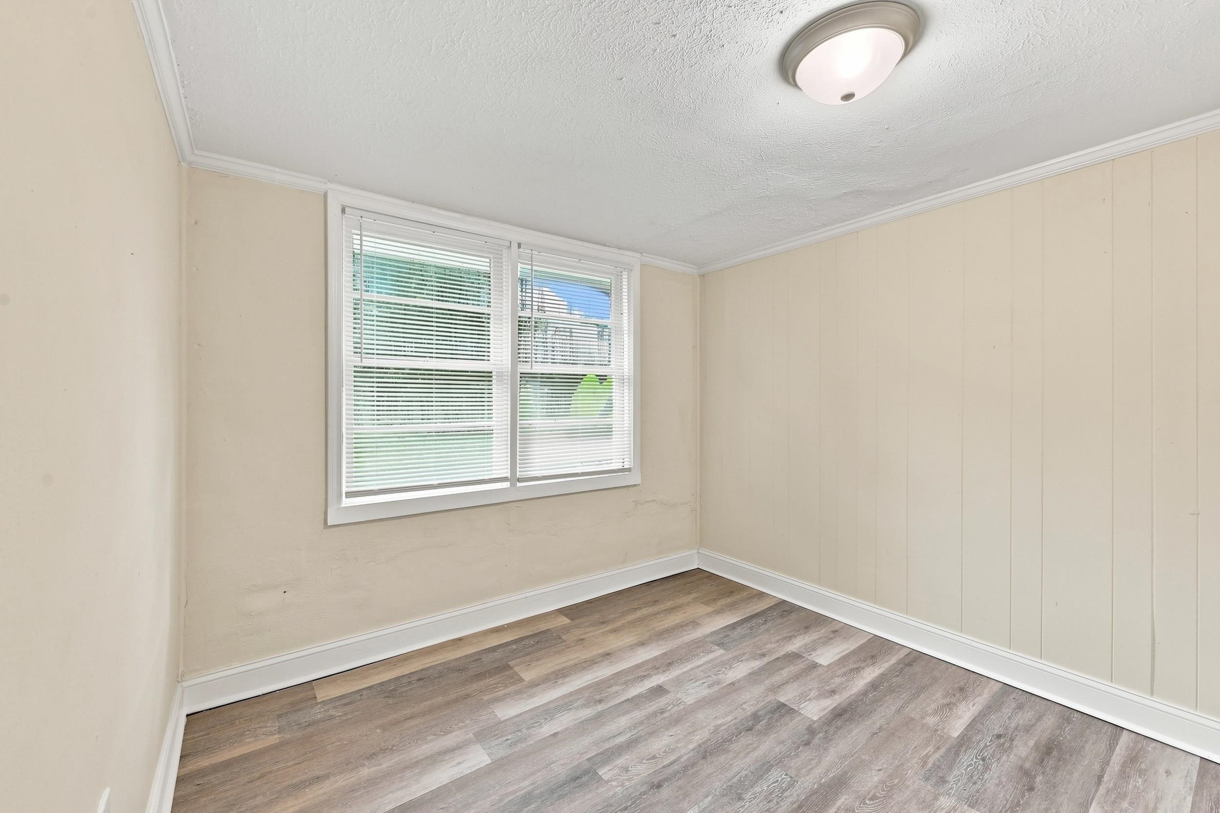 2402 Highway 15 Property Photo 24