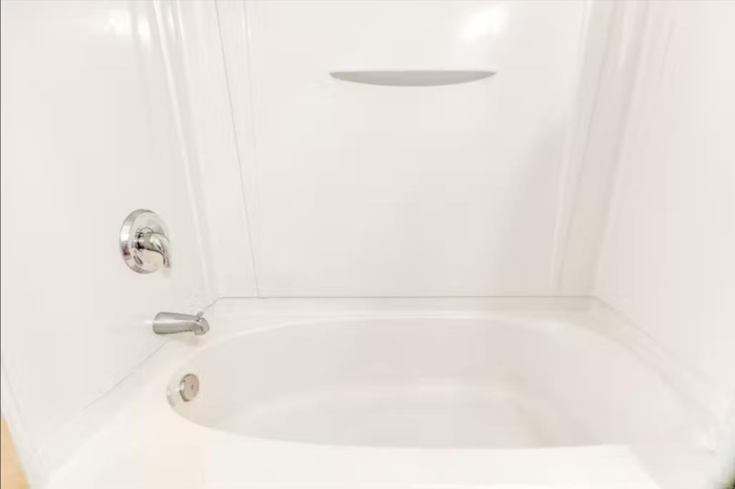 500 Wickham Dr. Property Photo 18