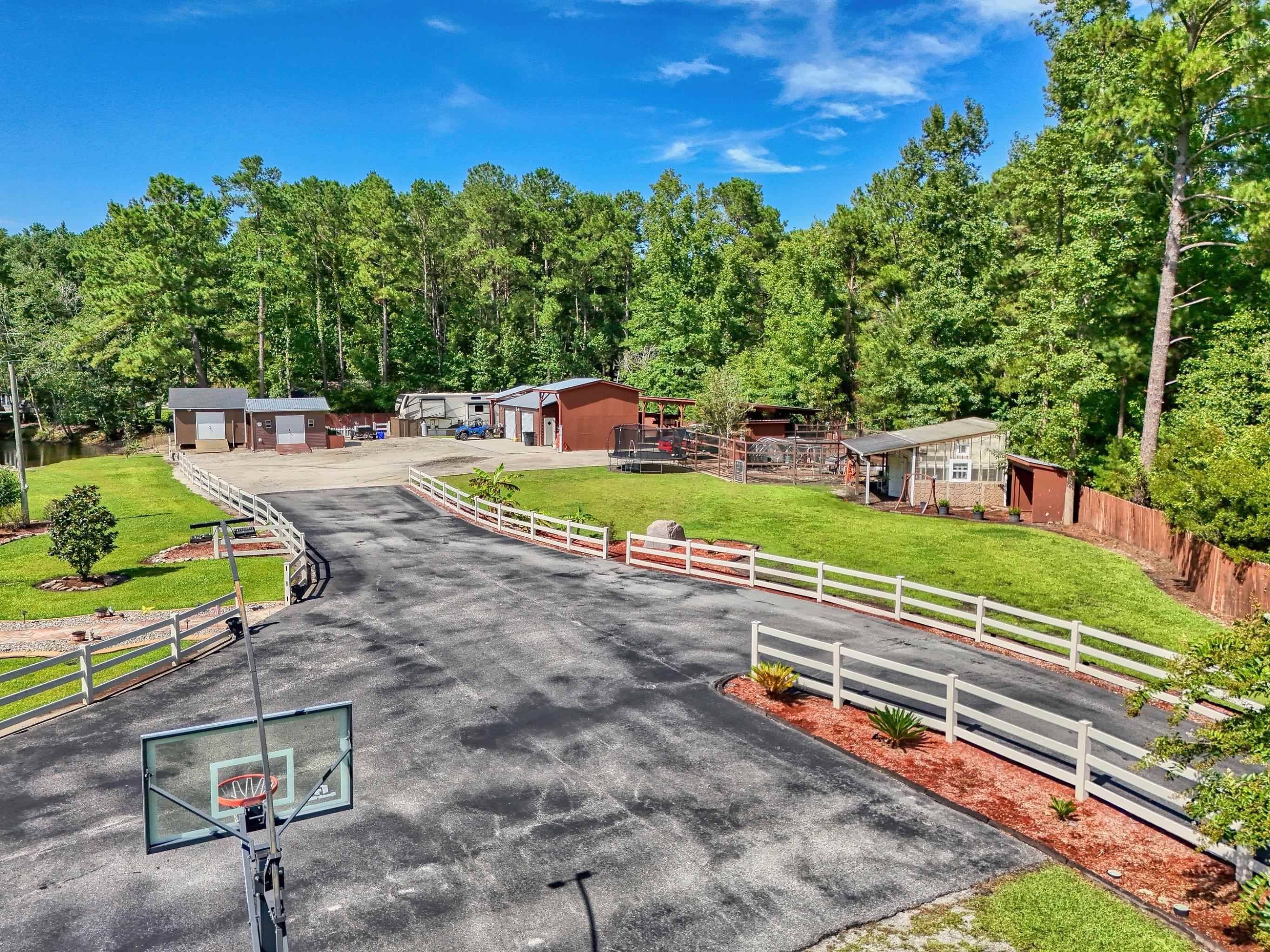 1406 Dusty Ln. Property Photo 73