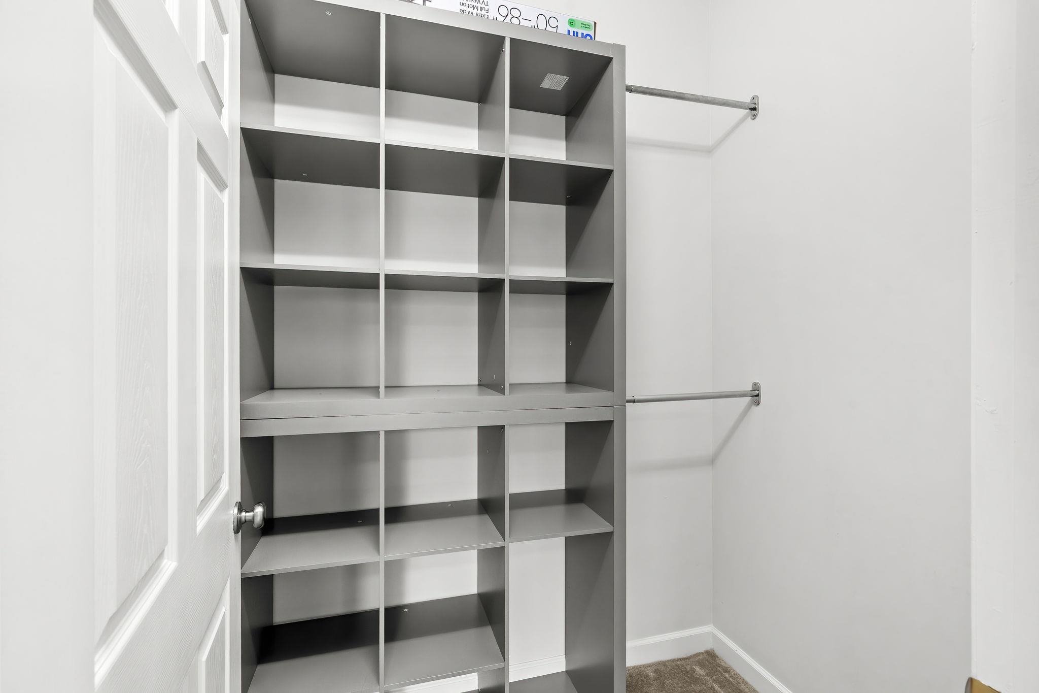 805 Crumpet Ct. Property Photo 10