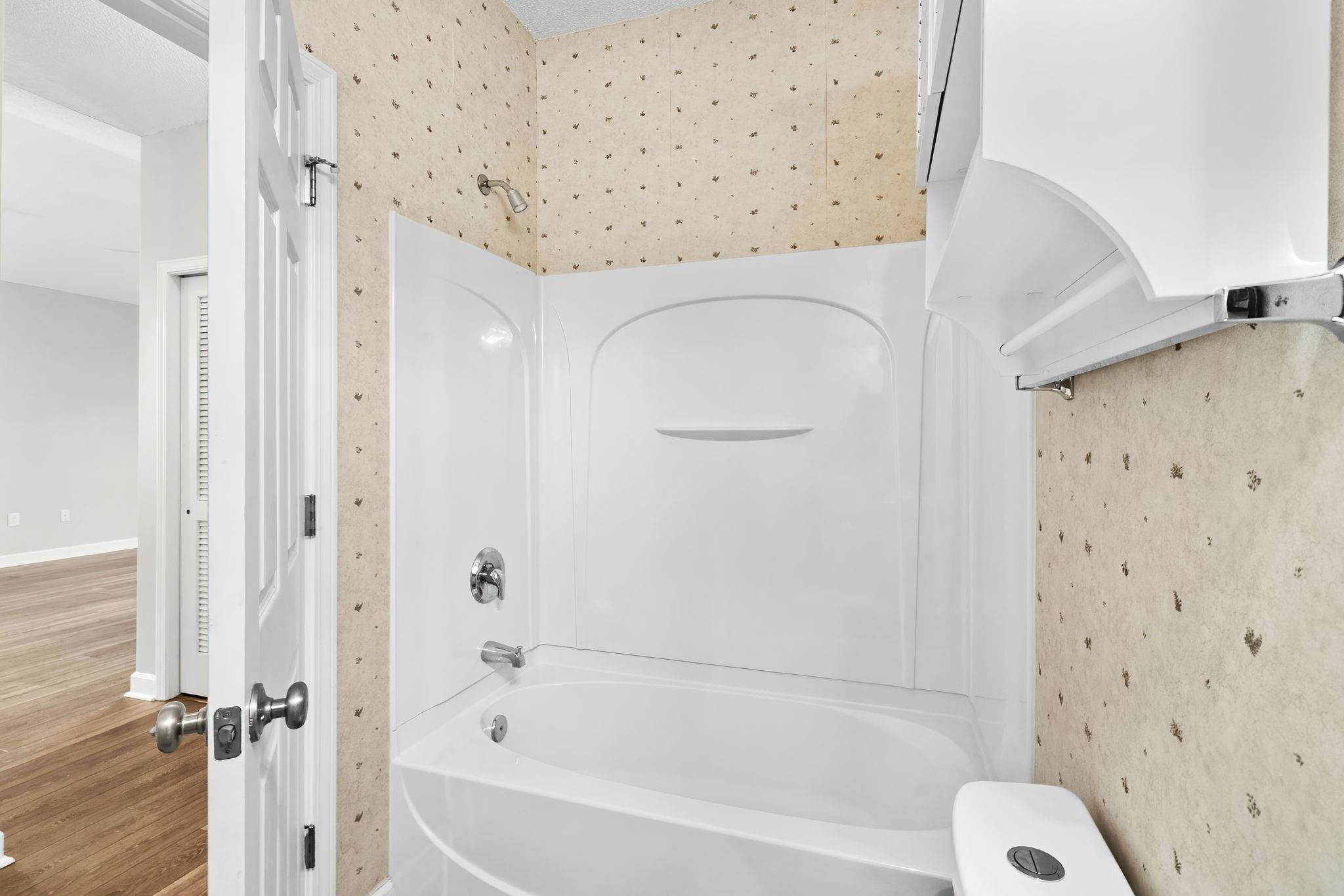805 Crumpet Ct. Property Photo 13